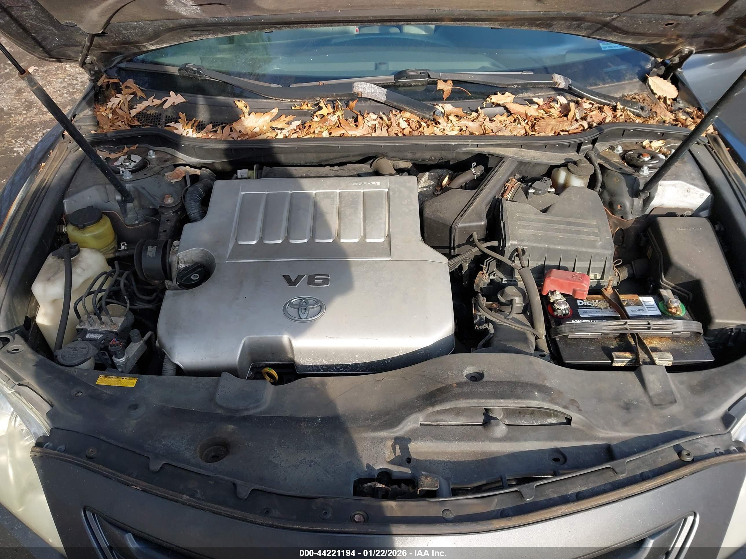 TOYOTA CAMRY image 10