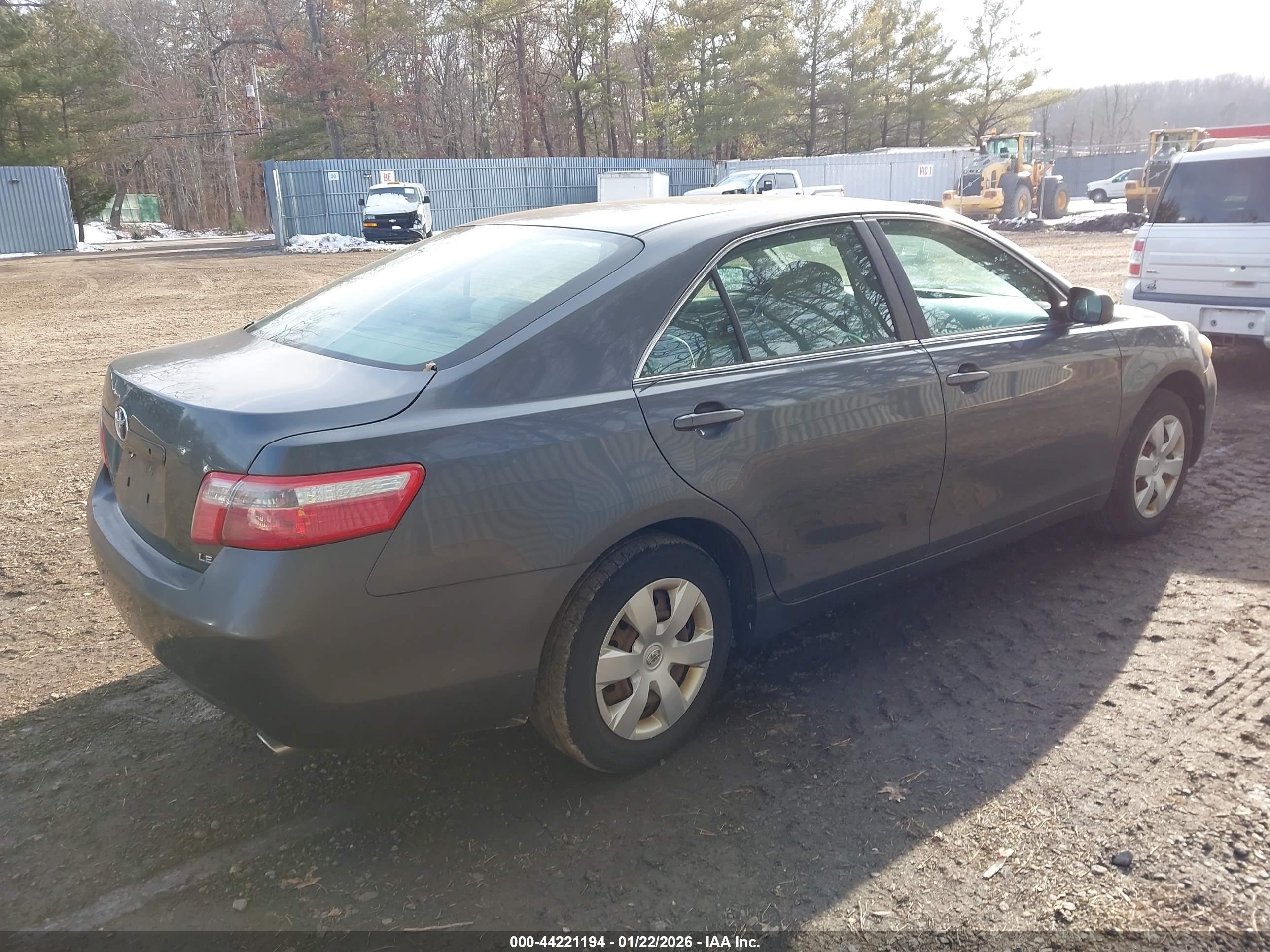 TOYOTA CAMRY image 4