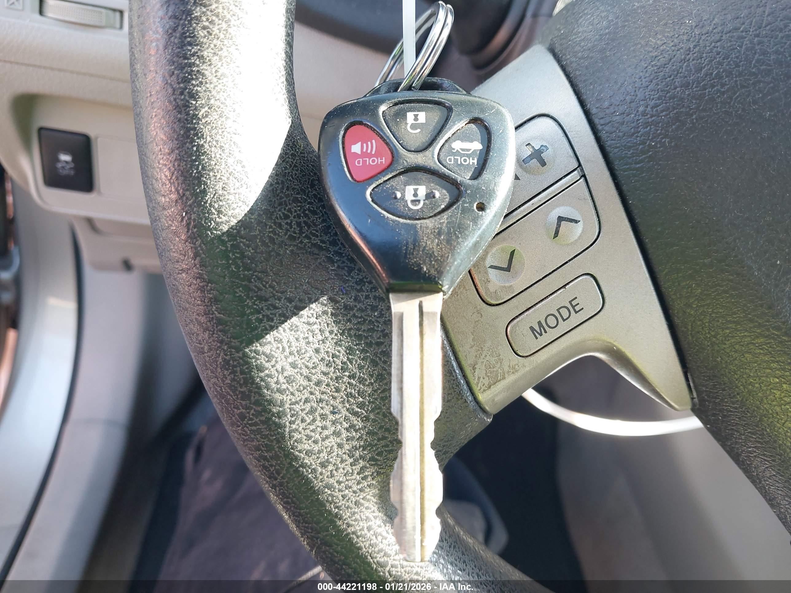 TOYOTA COROLLA image 11