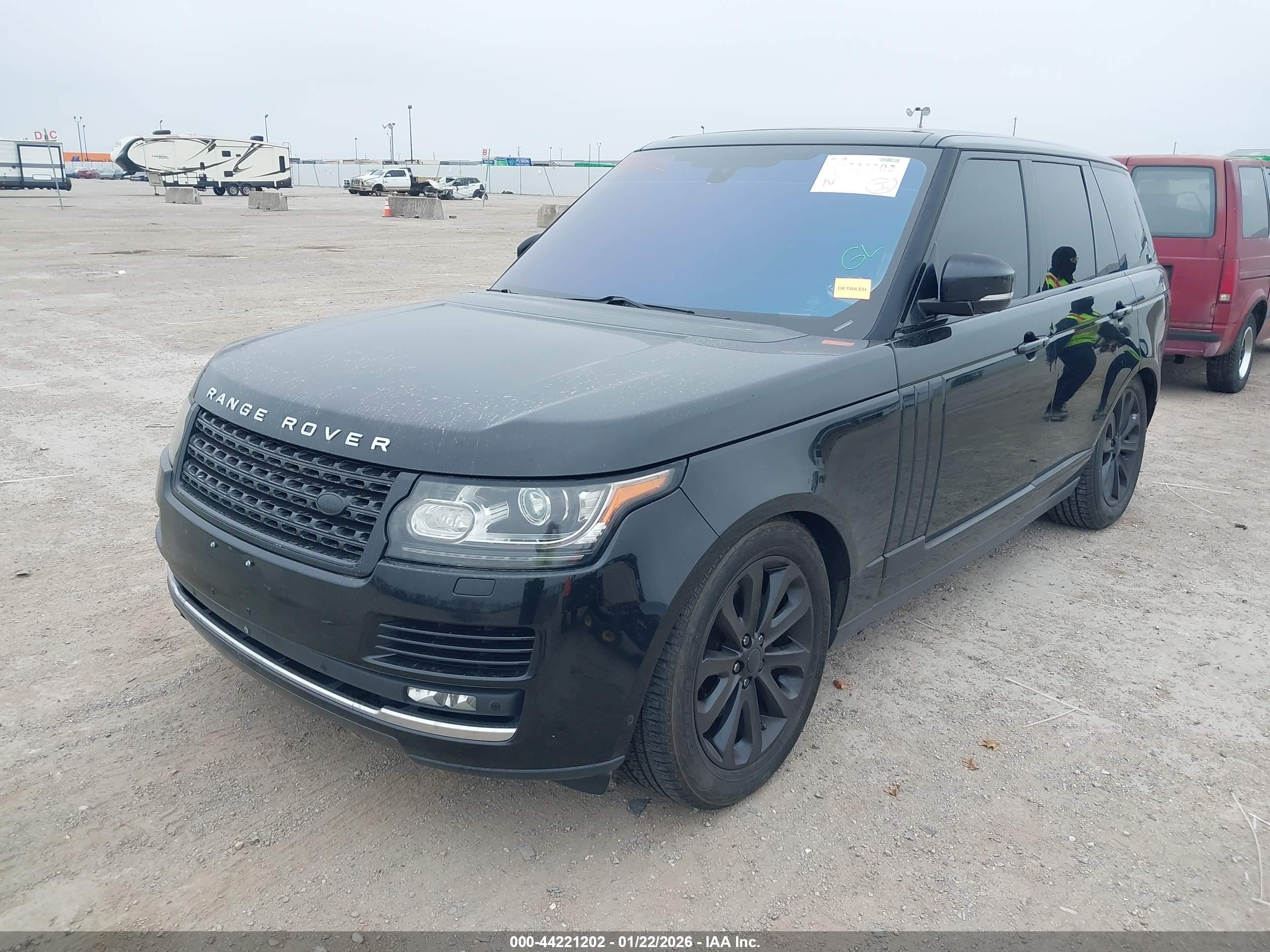 LAND ROVER image 2