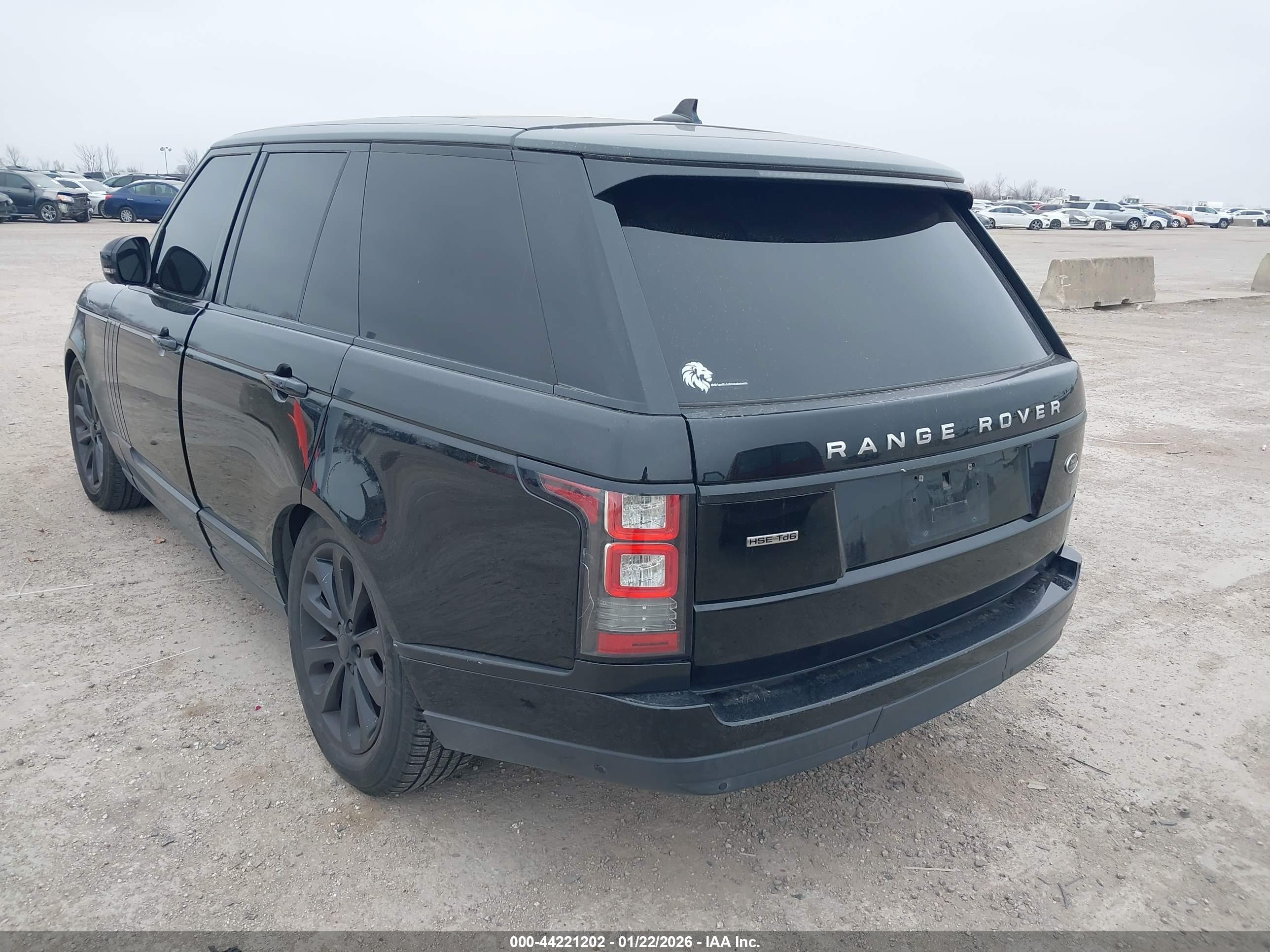 LAND ROVER image 3