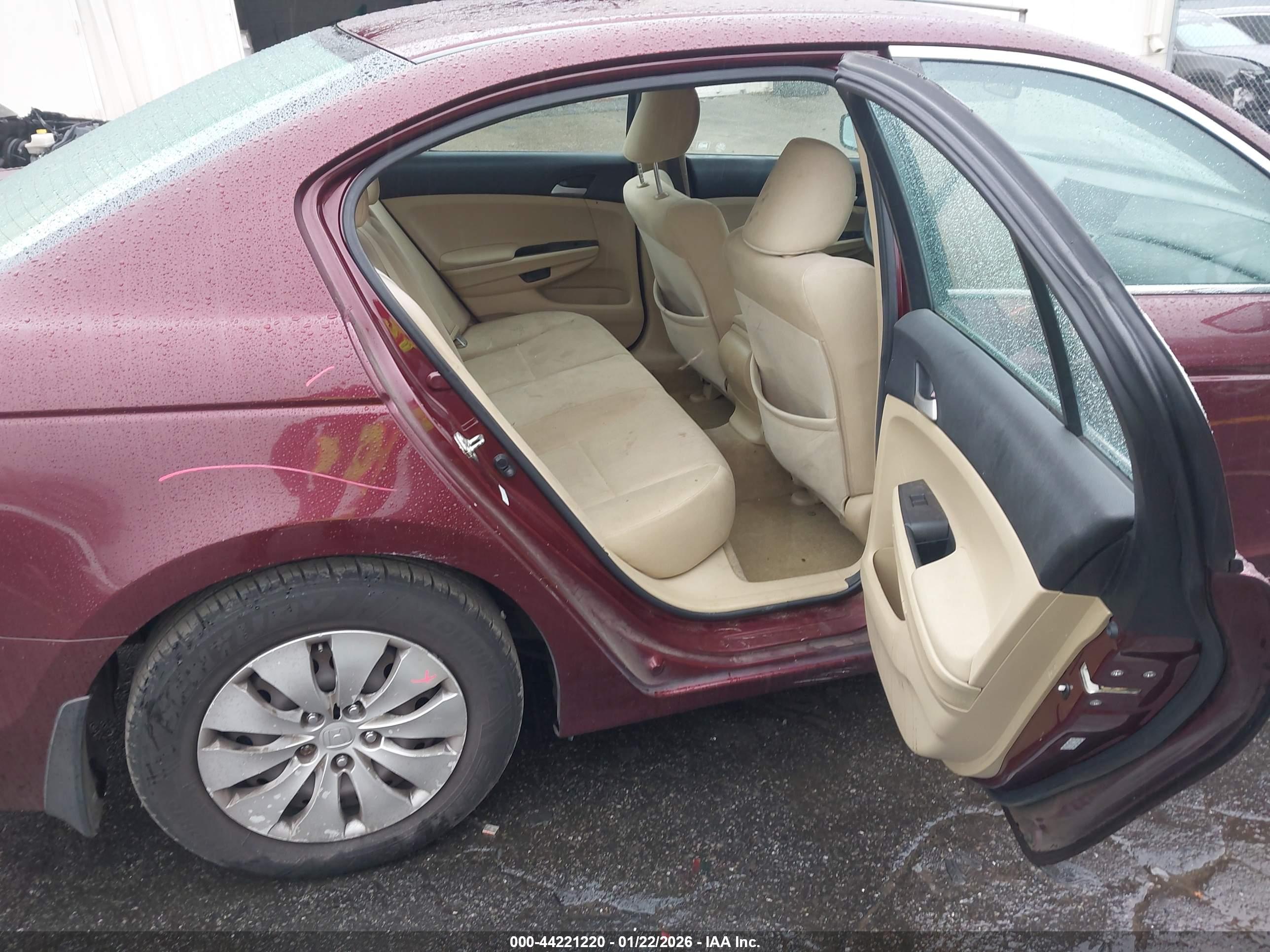 HONDA ACCORD image 8