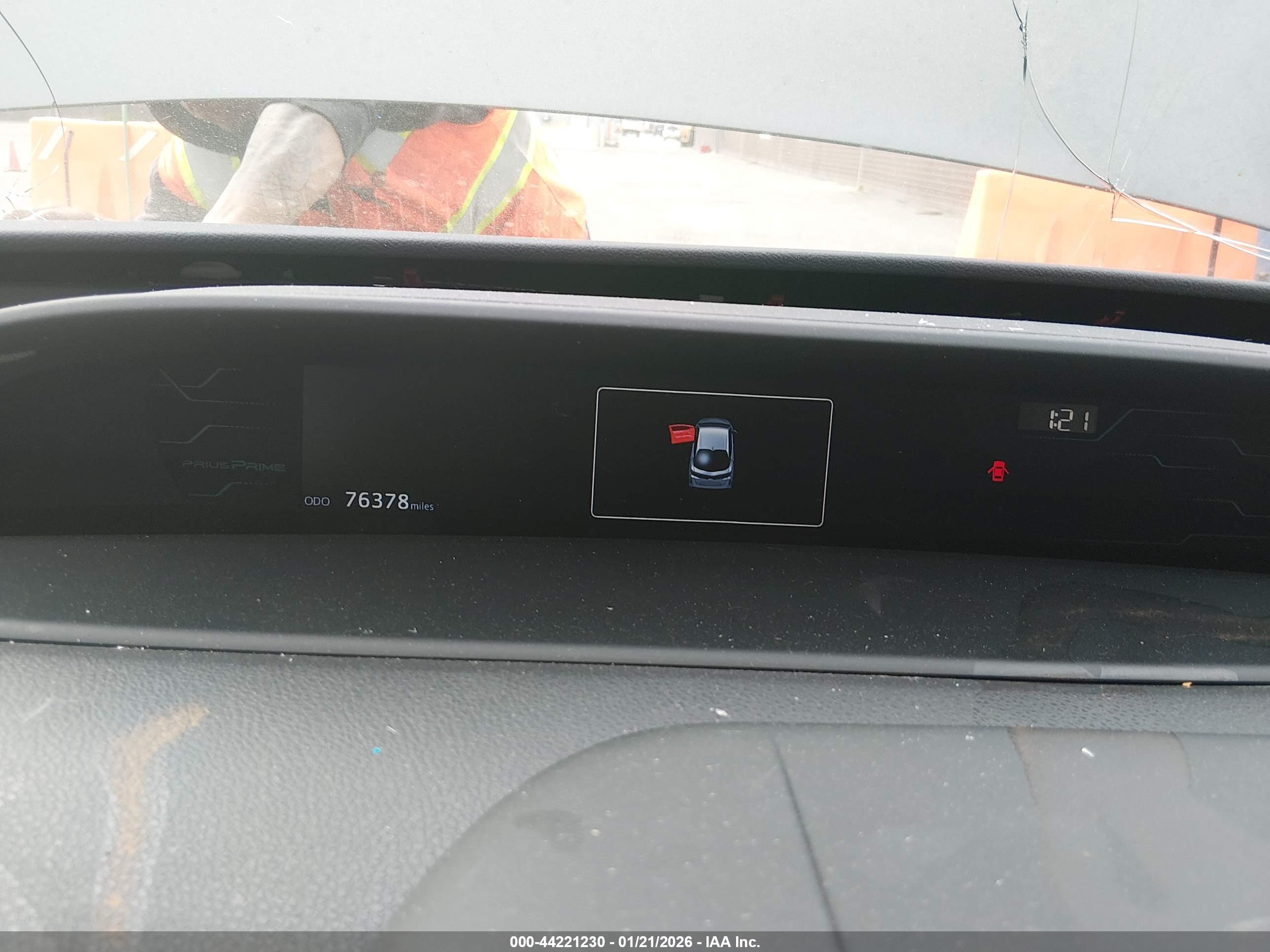 TOYOTA PRIUS image 7