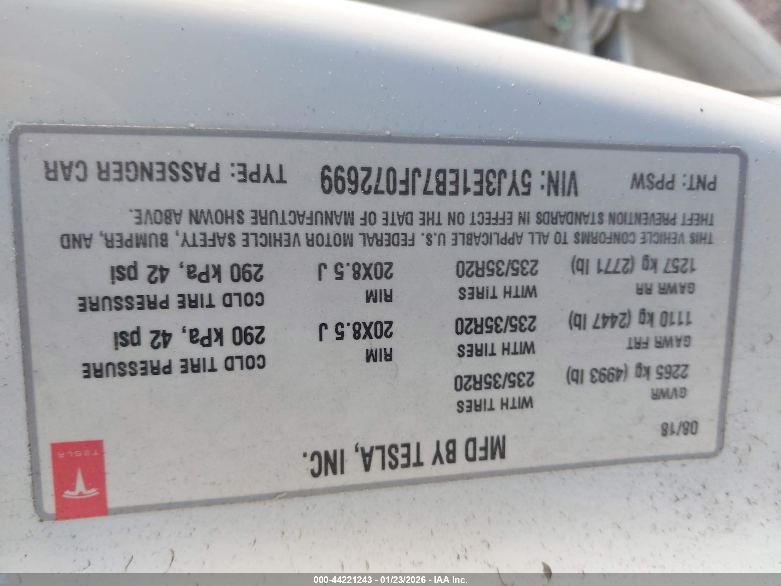 TESLA MODEL image 9