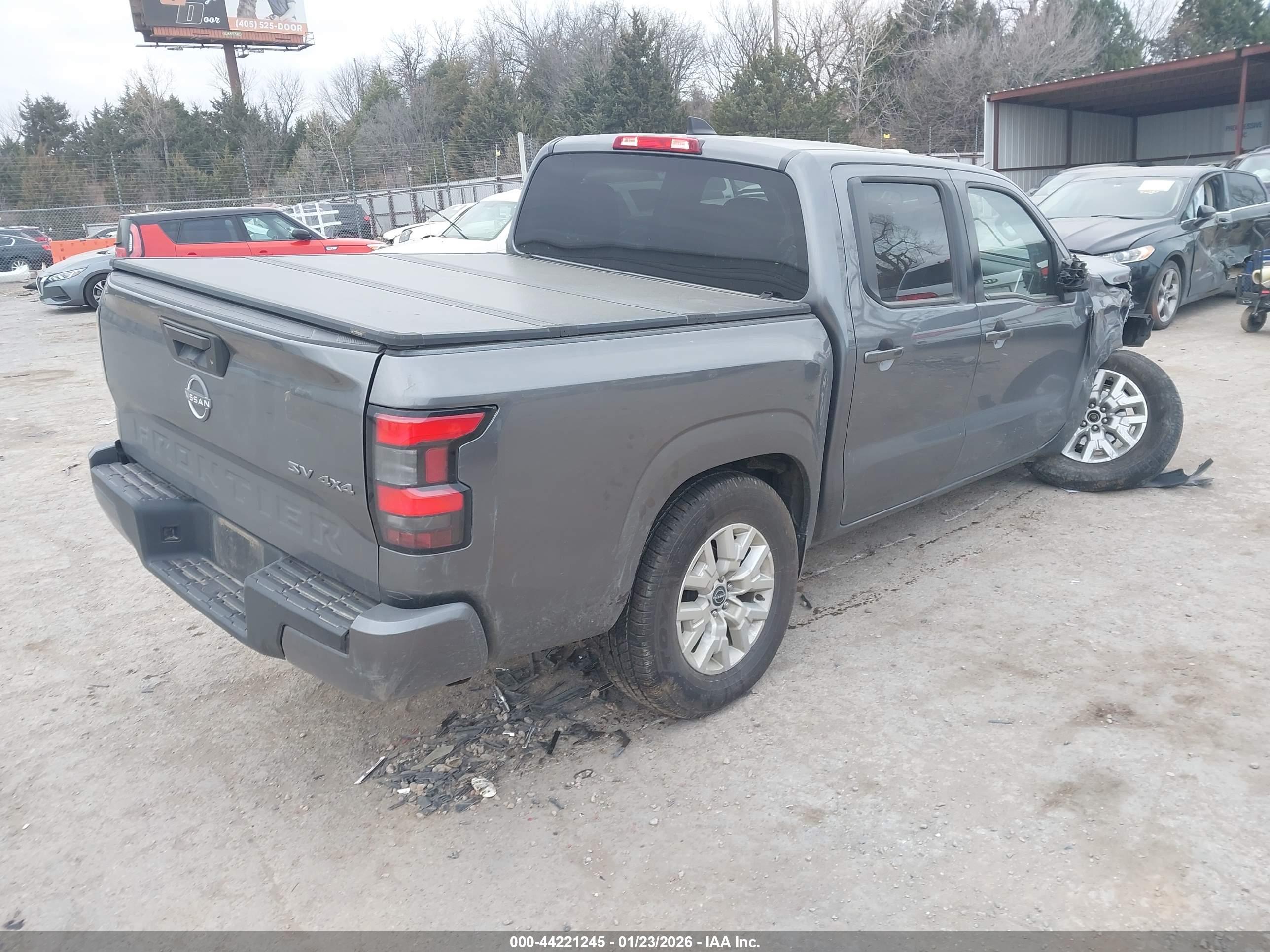 NISSAN FRONTIER image 4