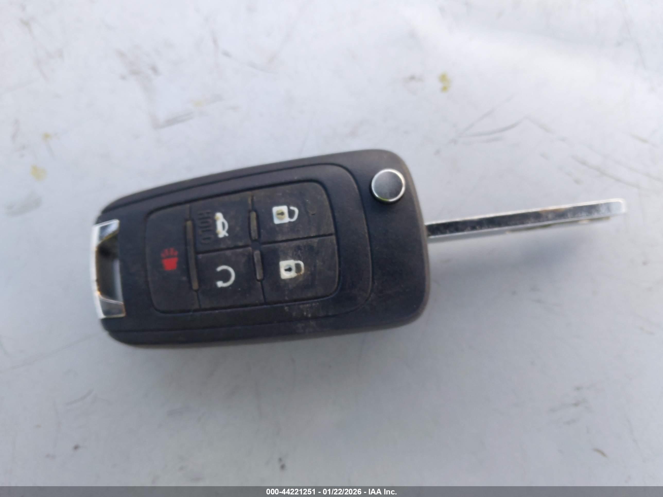BUICK LACROSSE image 11