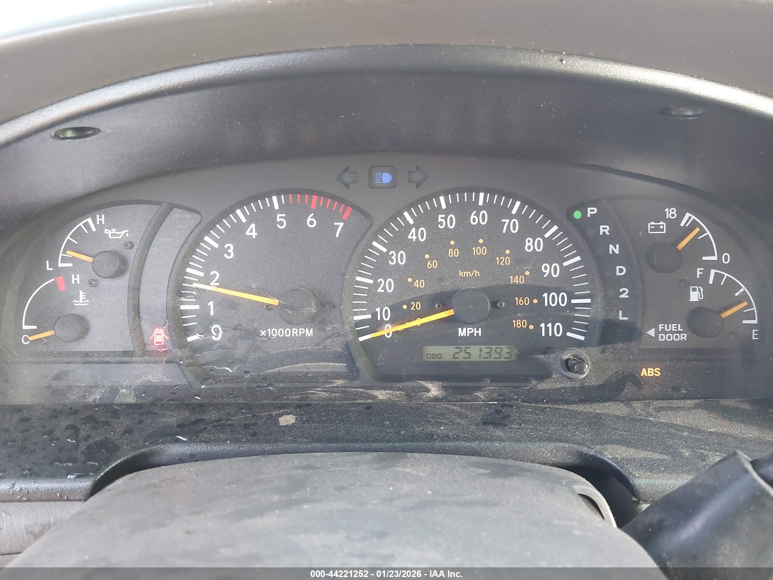 TOYOTA TUNDRA image 7