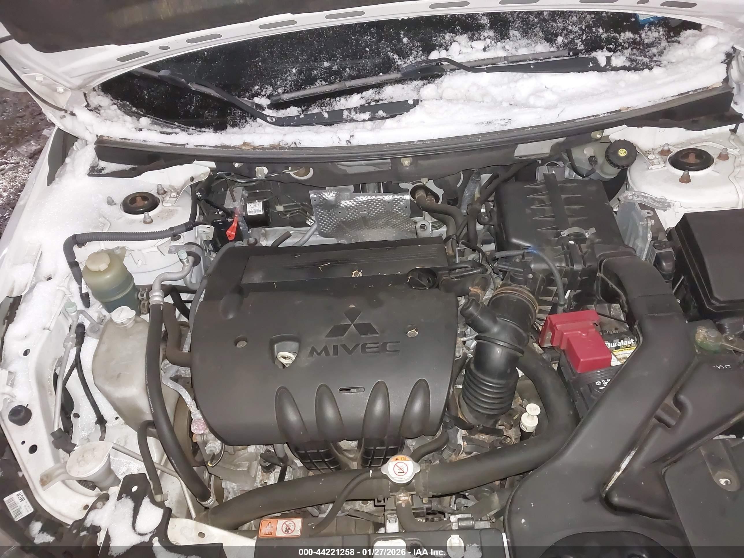 MITSUBISHI LANCER image 10