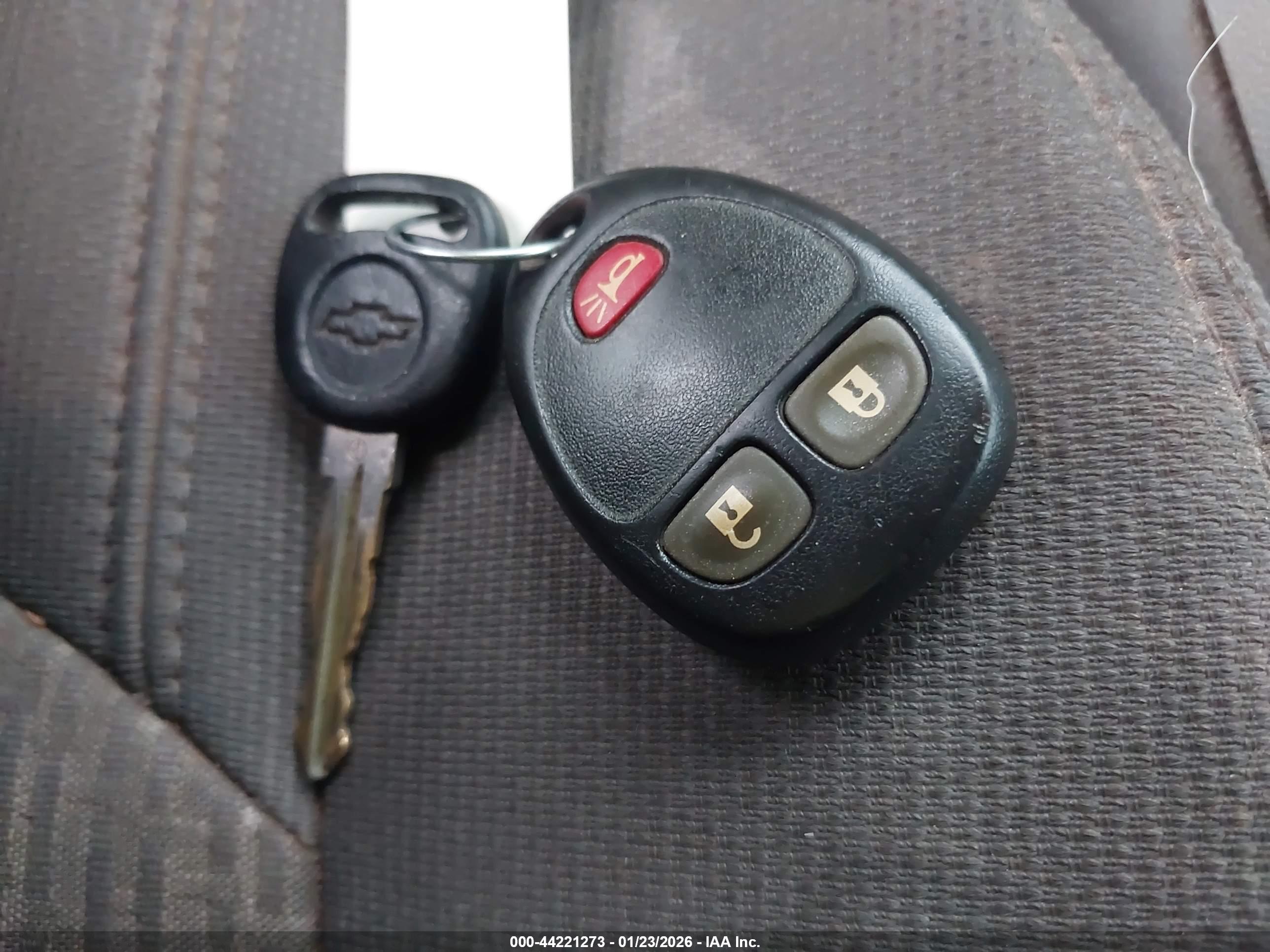 CHEVROLET TRAVERSE image 11