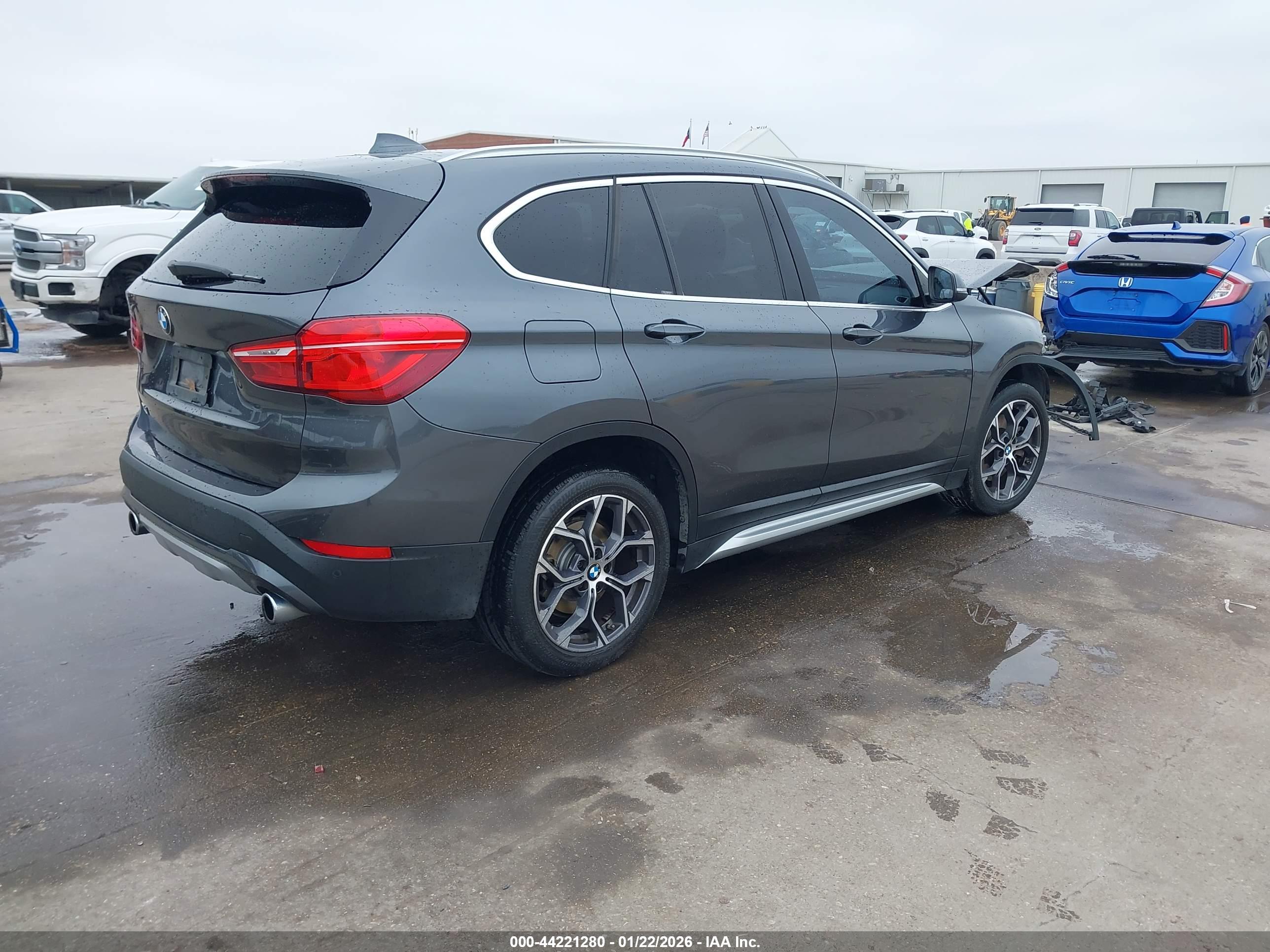 BMW X1 image 4