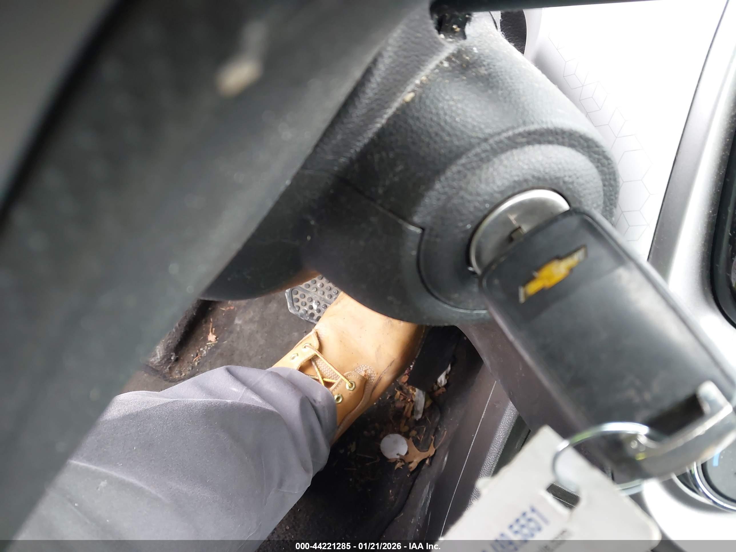 CHEVROLET SPARK image 11