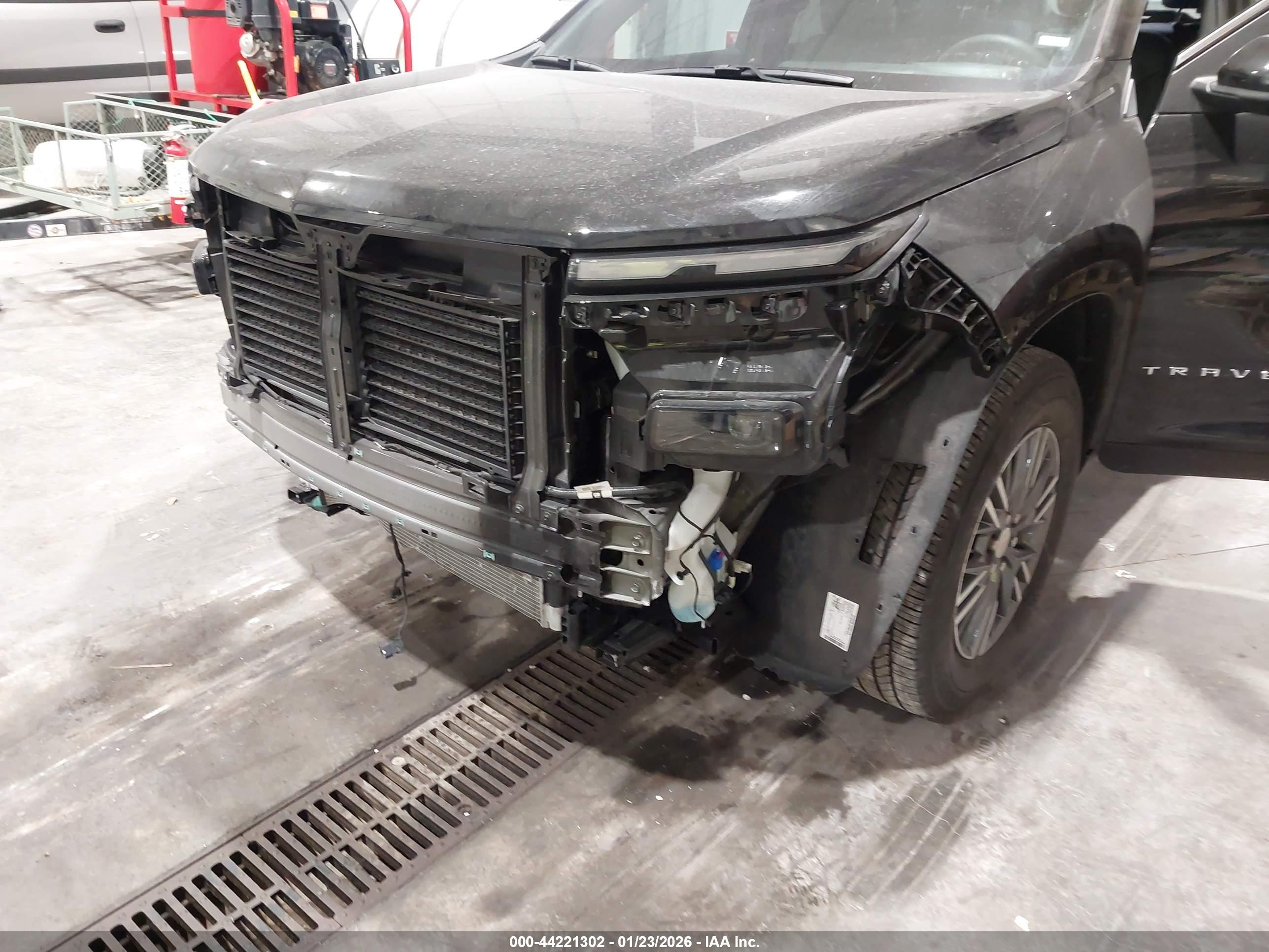 CHEVROLET TRAVERSE image 6