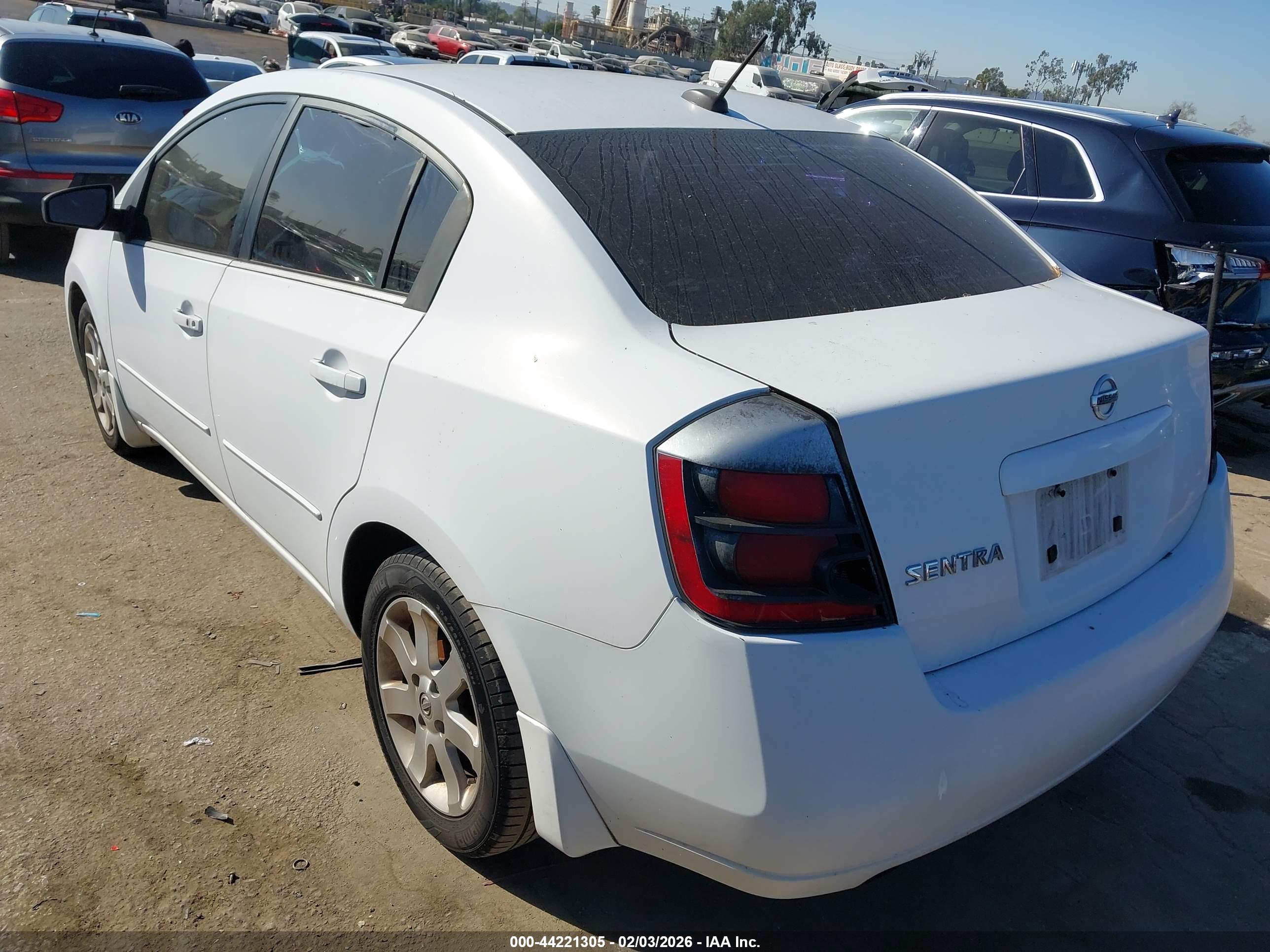 NISSAN SENTRA image 3