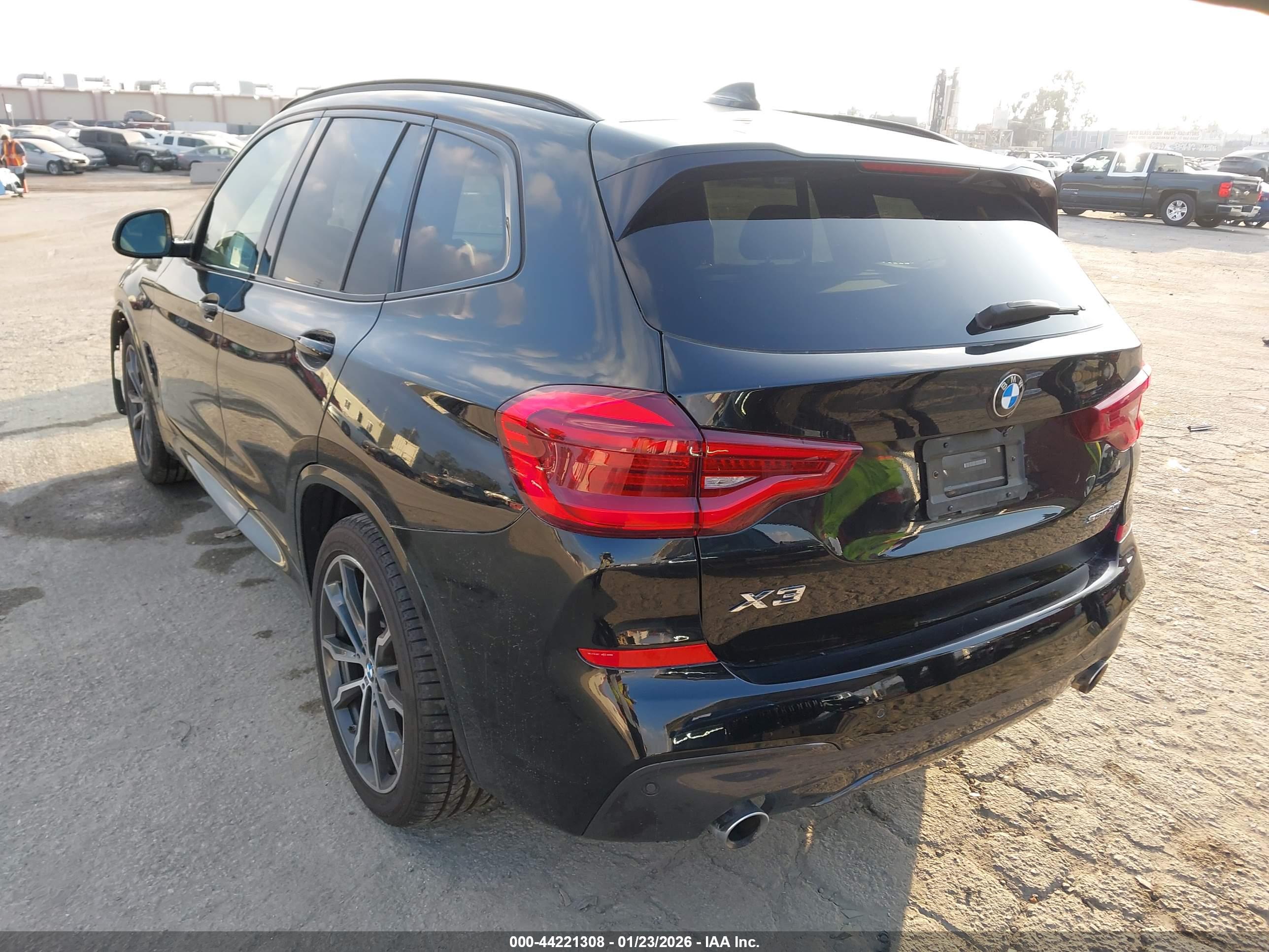 BMW X3 image 3