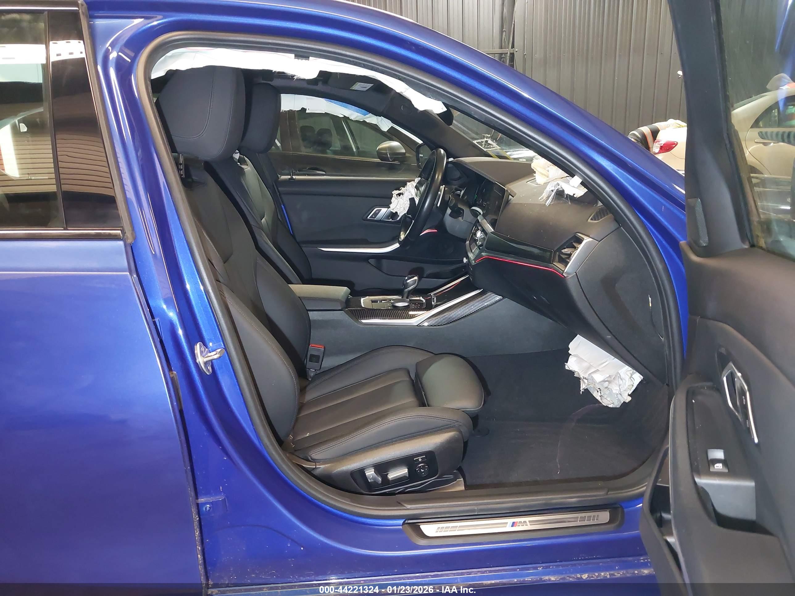 BMW 330I image 5