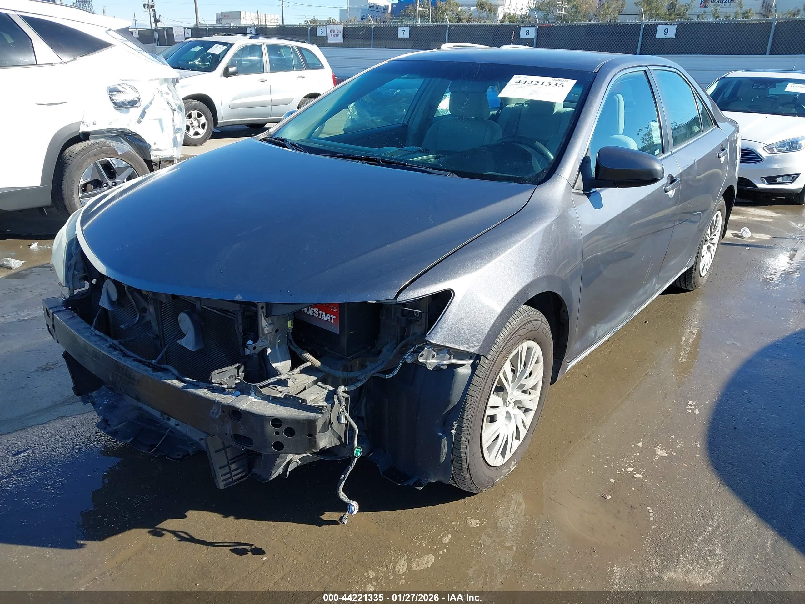TOYOTA CAMRY image 6