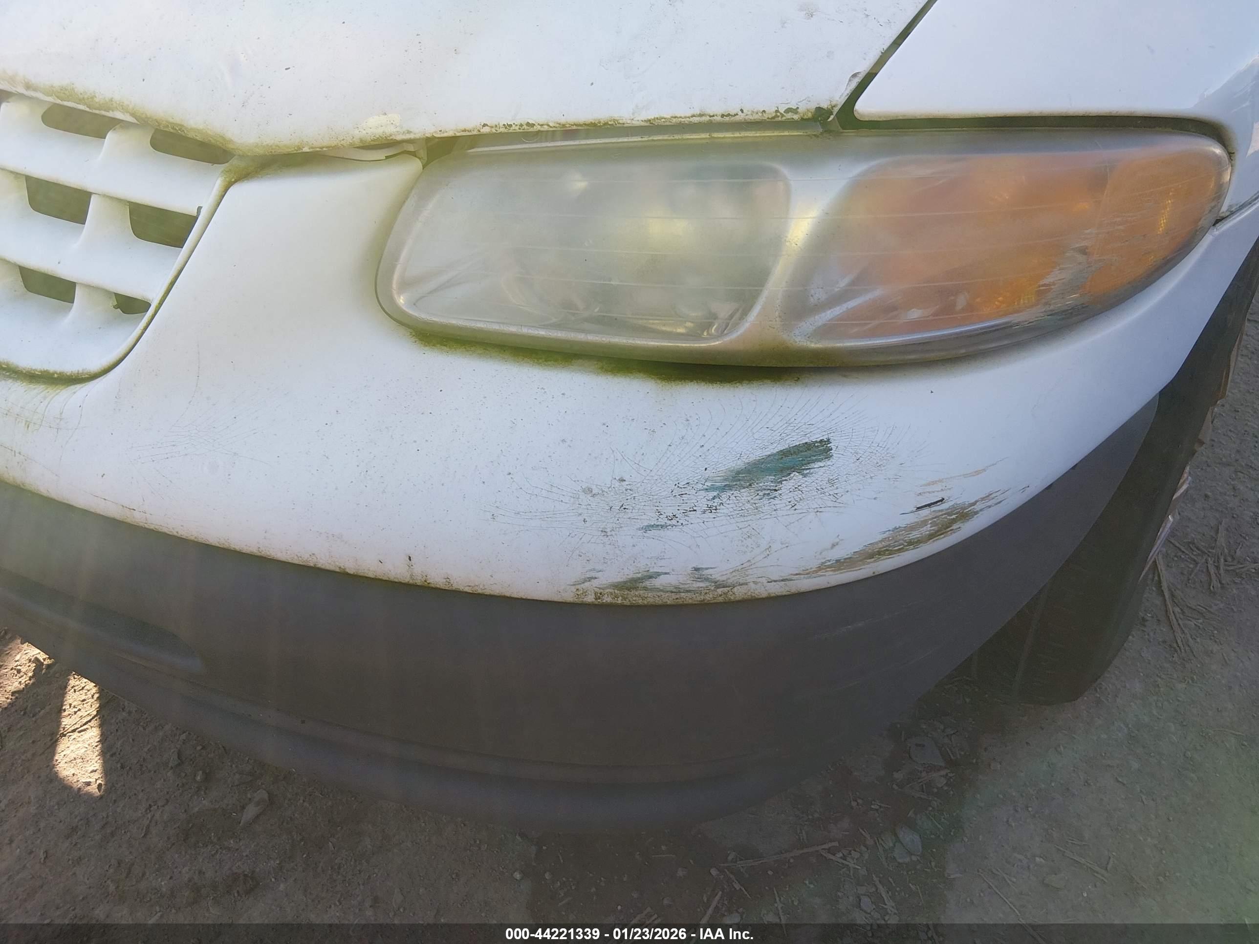 PLYMOUTH VOYAGER image 6