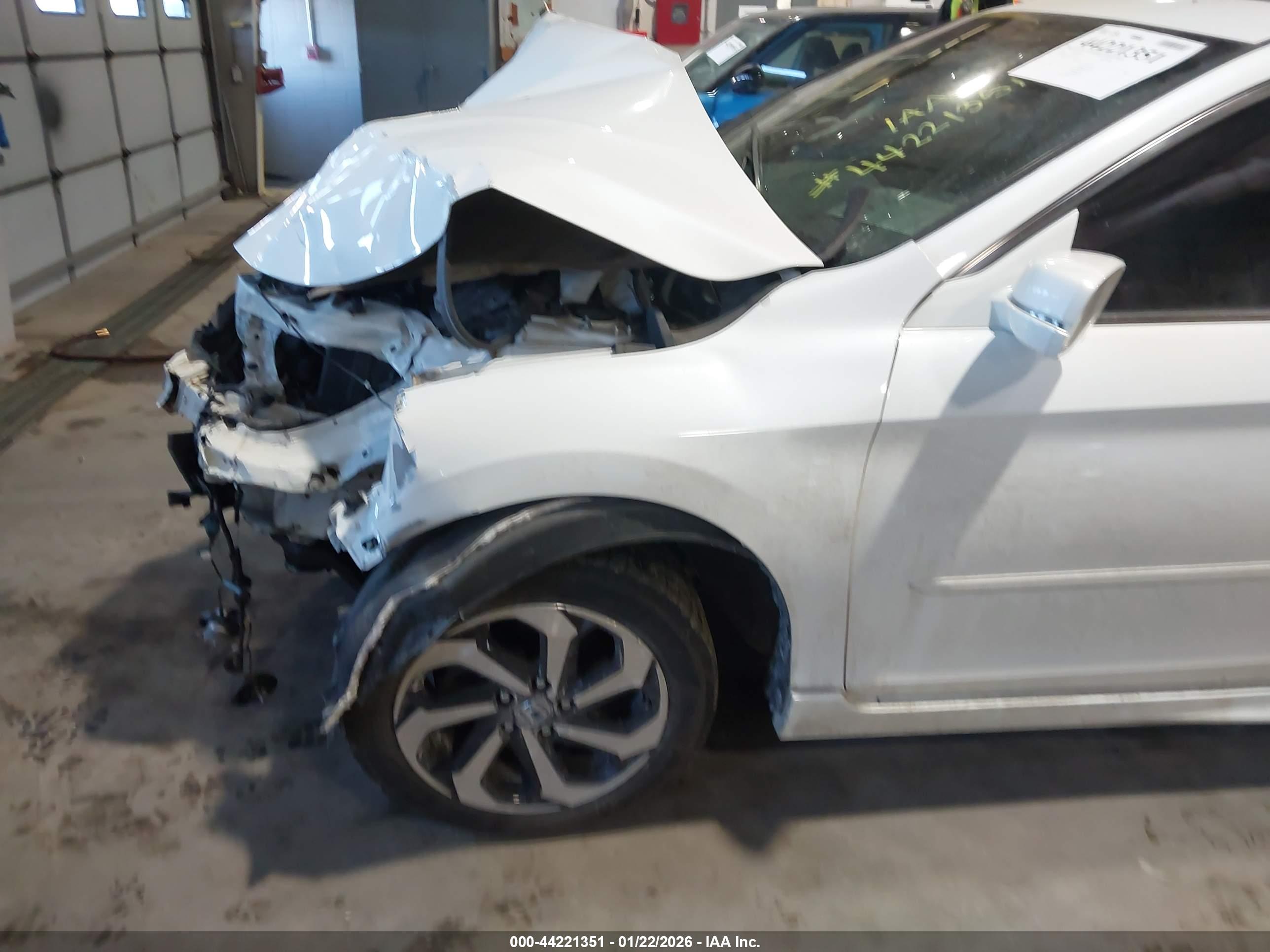 HONDA ACCORD image 6