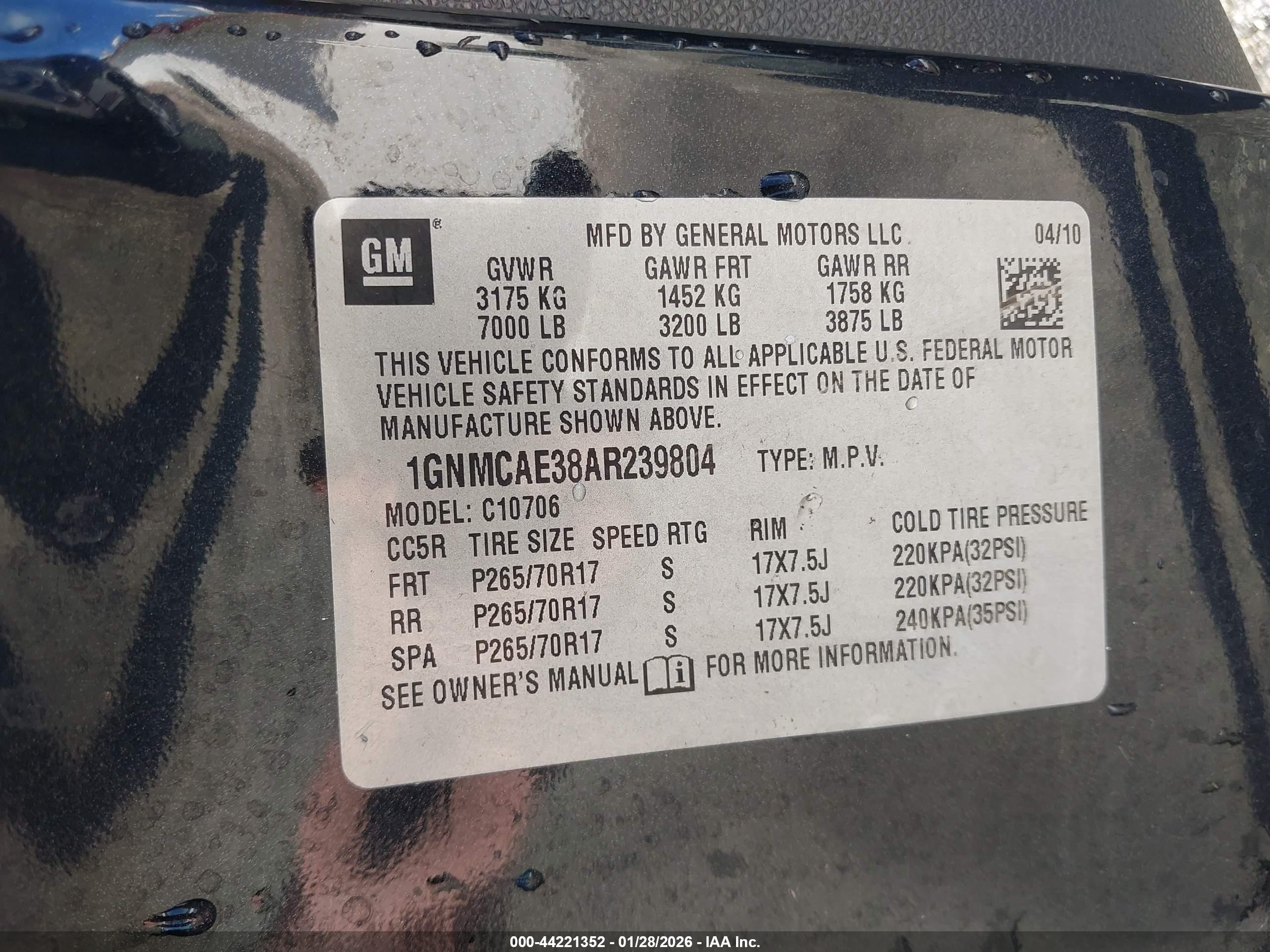 CHEVROLET TAHOE image 9