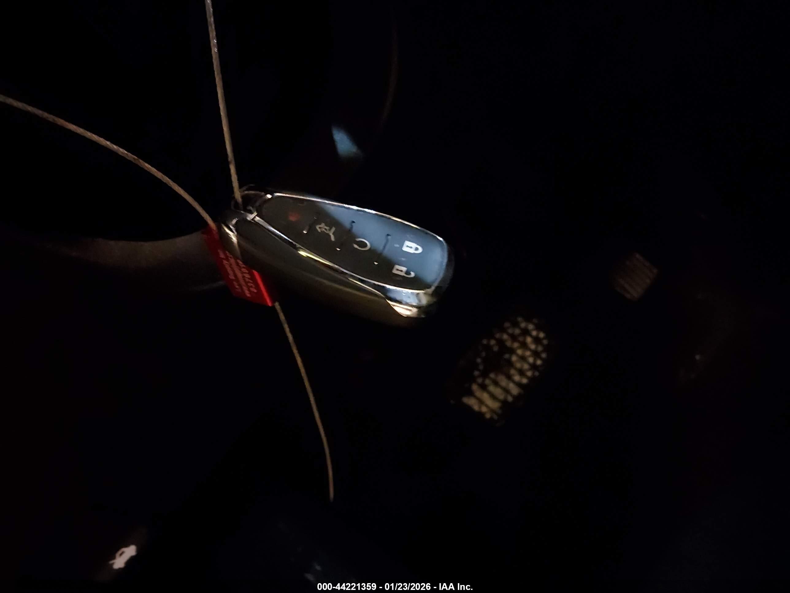 CHEVROLET EQUINOX image 11