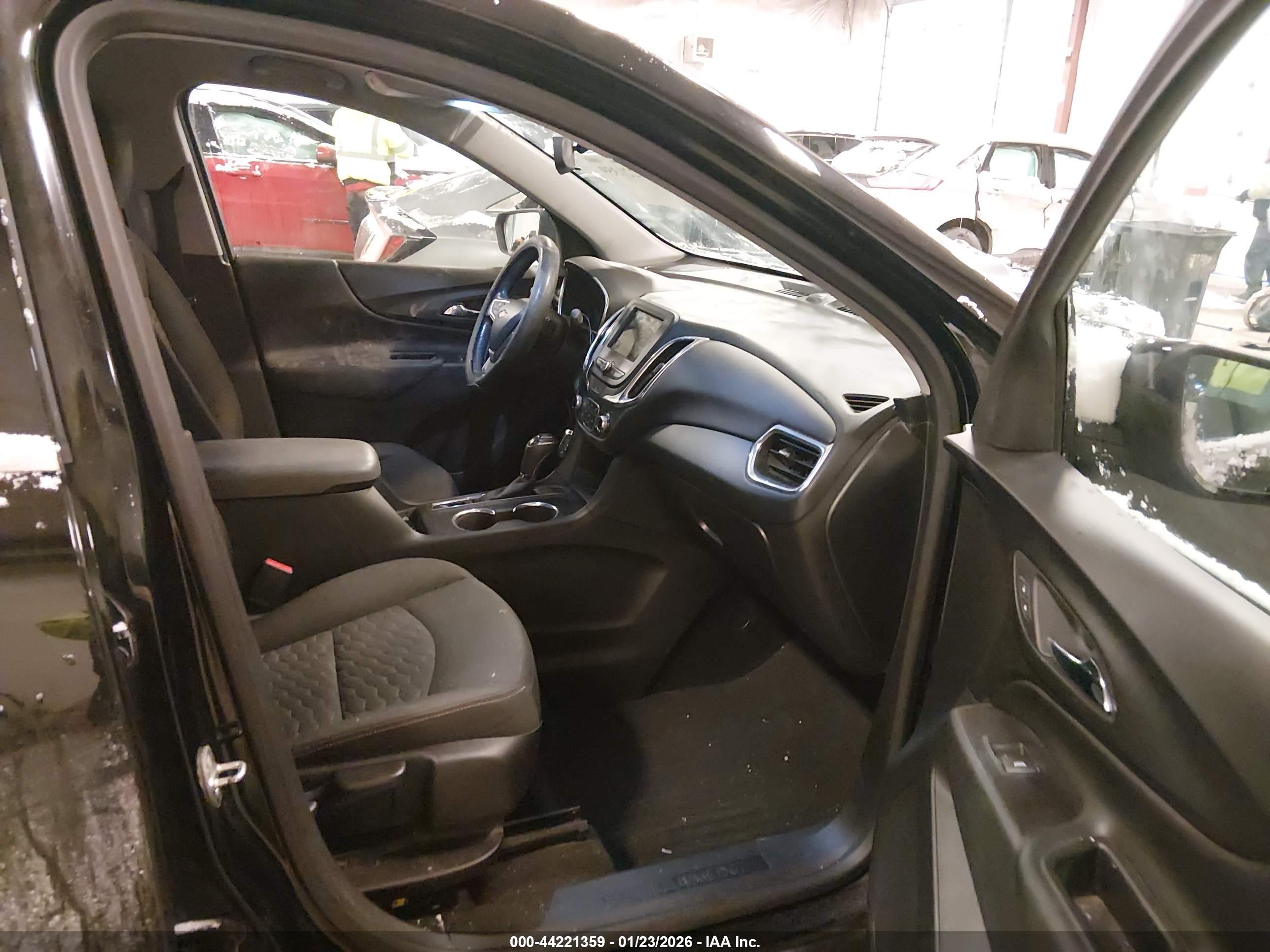 CHEVROLET EQUINOX image 5