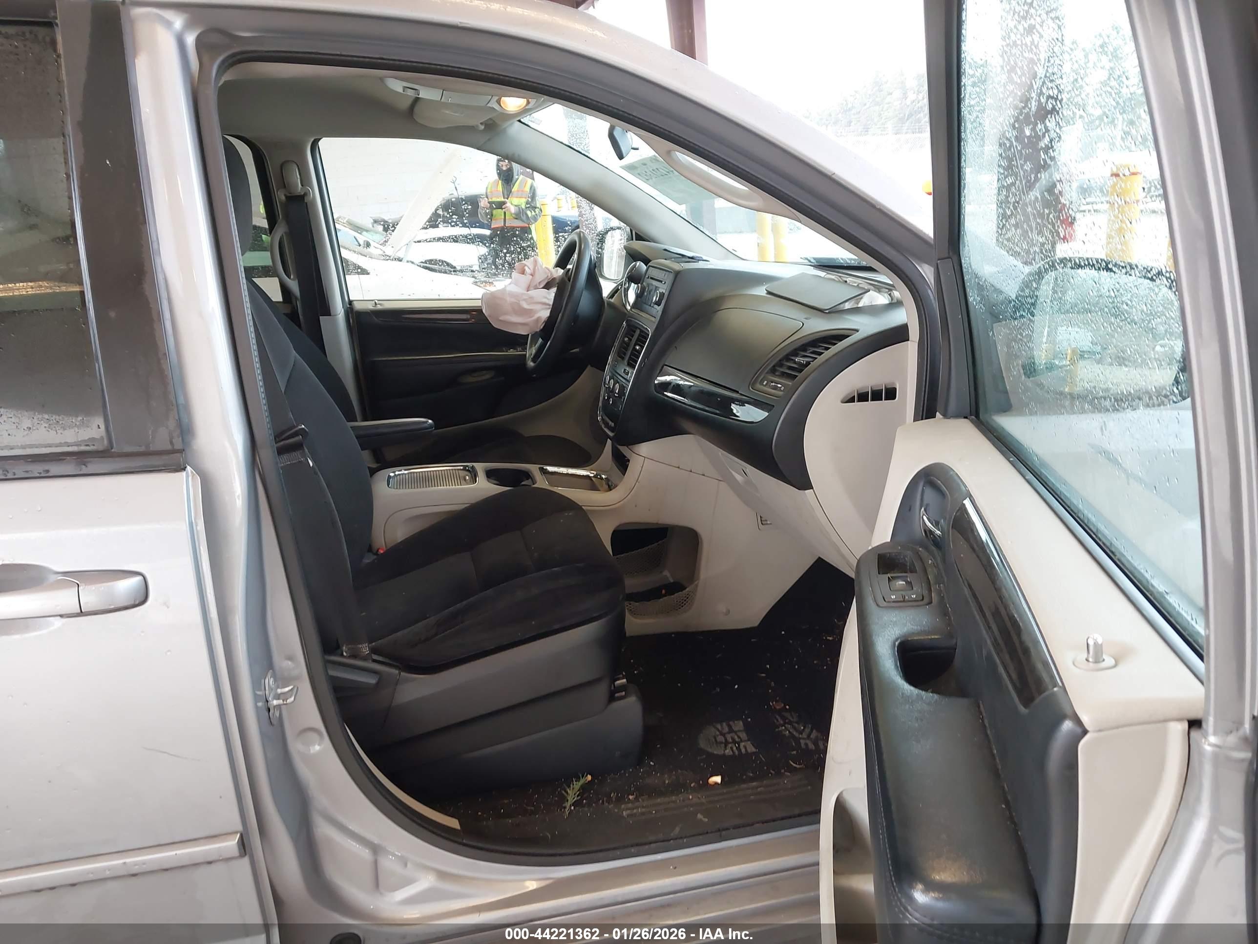 DODGE GRAND image 5