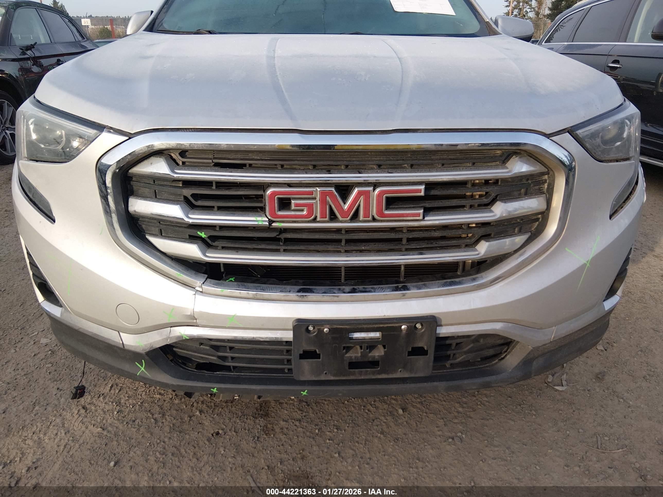 GMC TERRAIN image 6