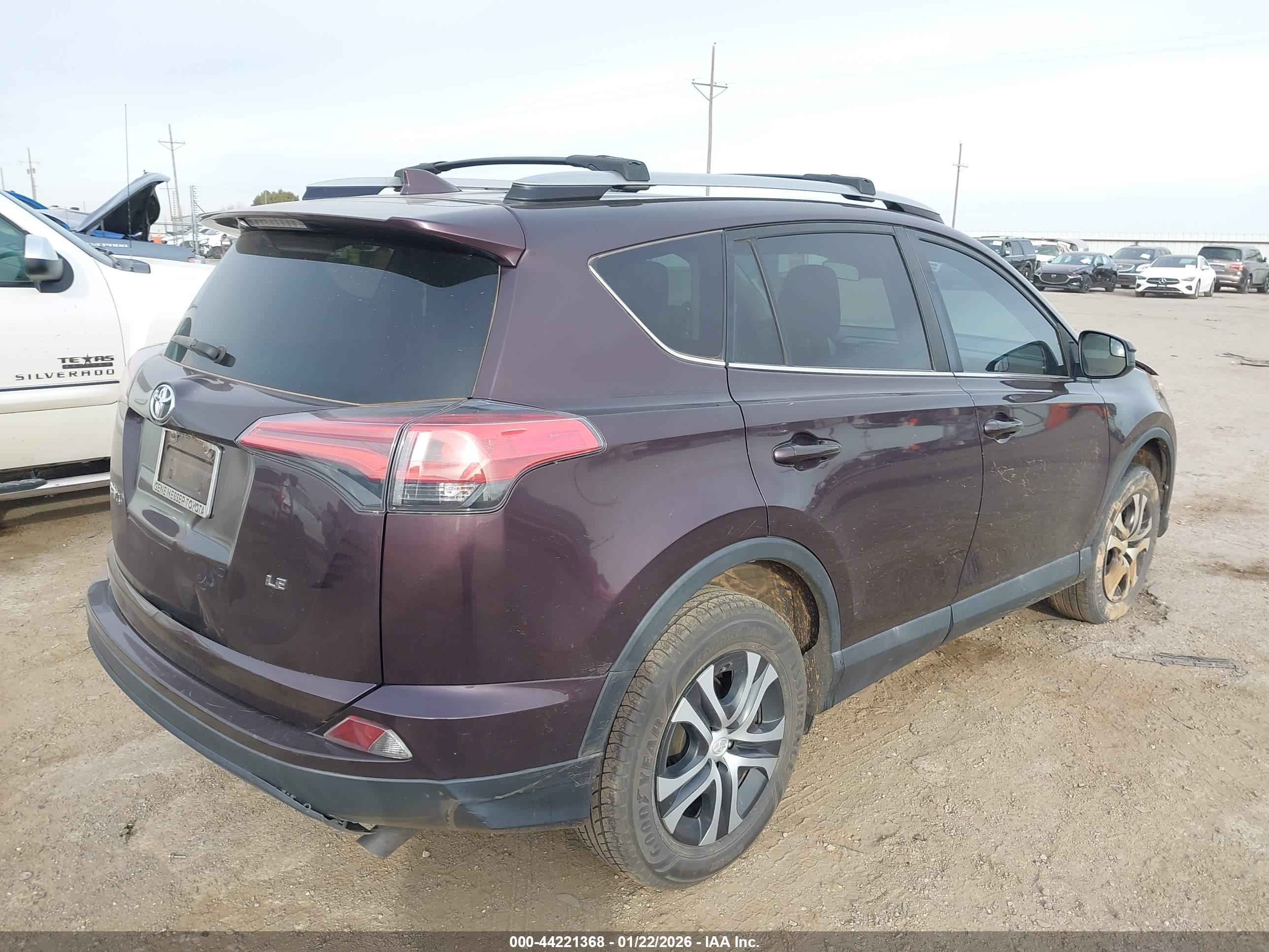 TOYOTA RAV4 image 4