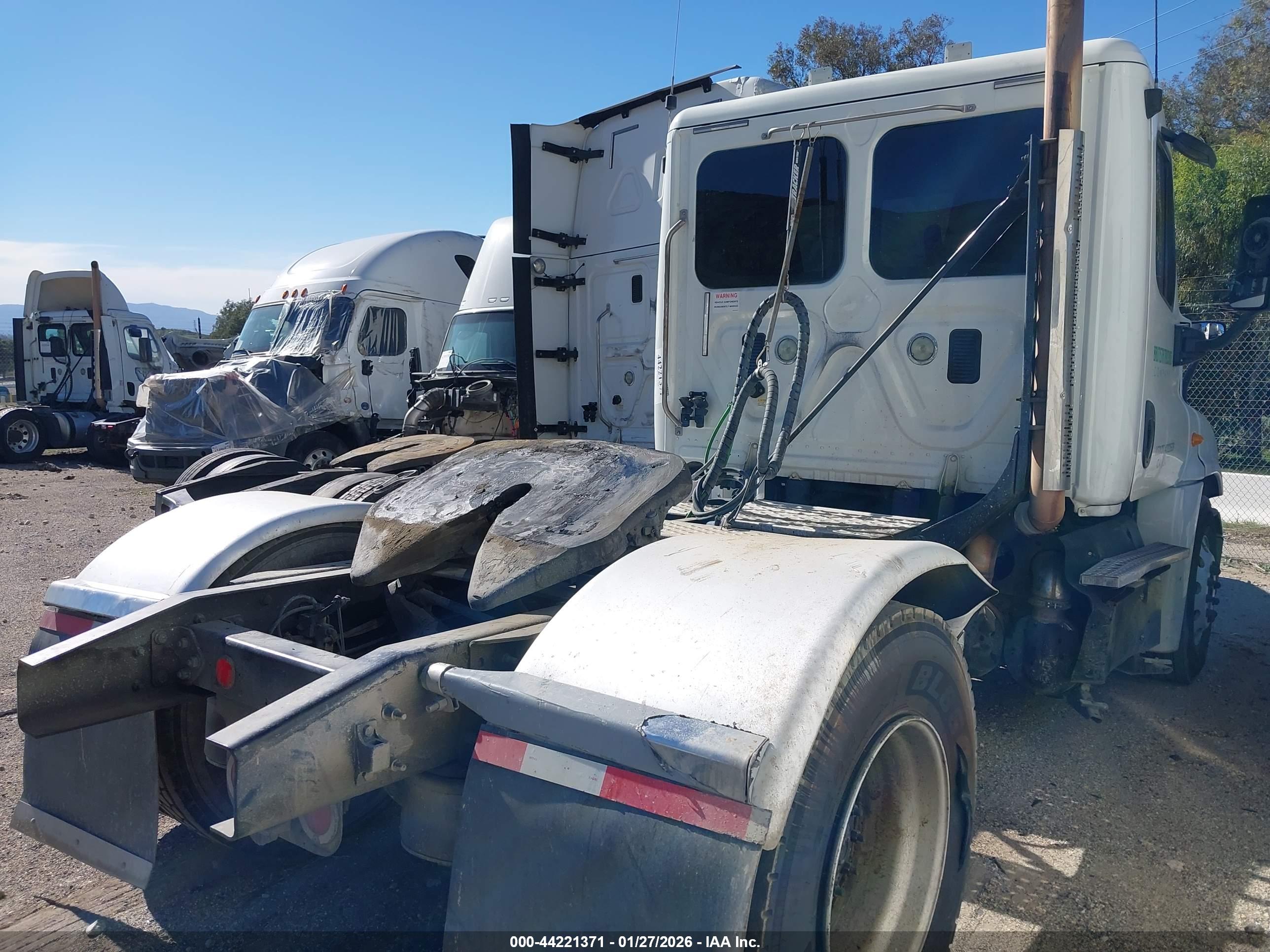 FREIGHTLINER CASCADIA image 4