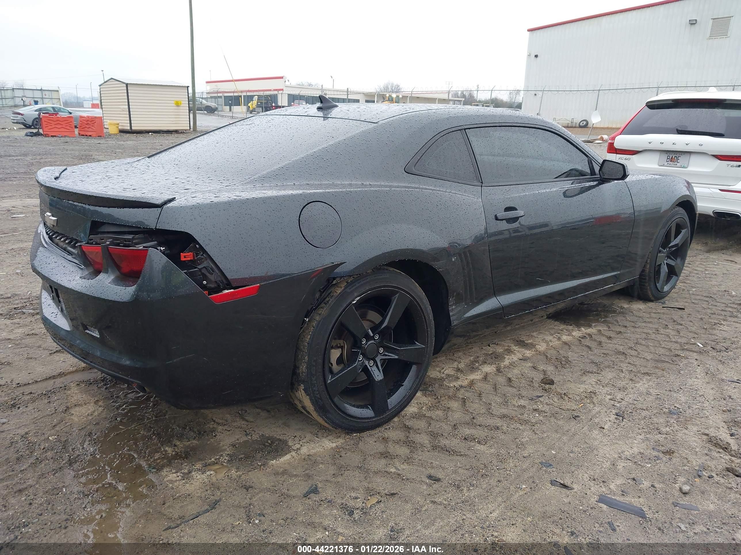 CHEVROLET CAMARO image 4