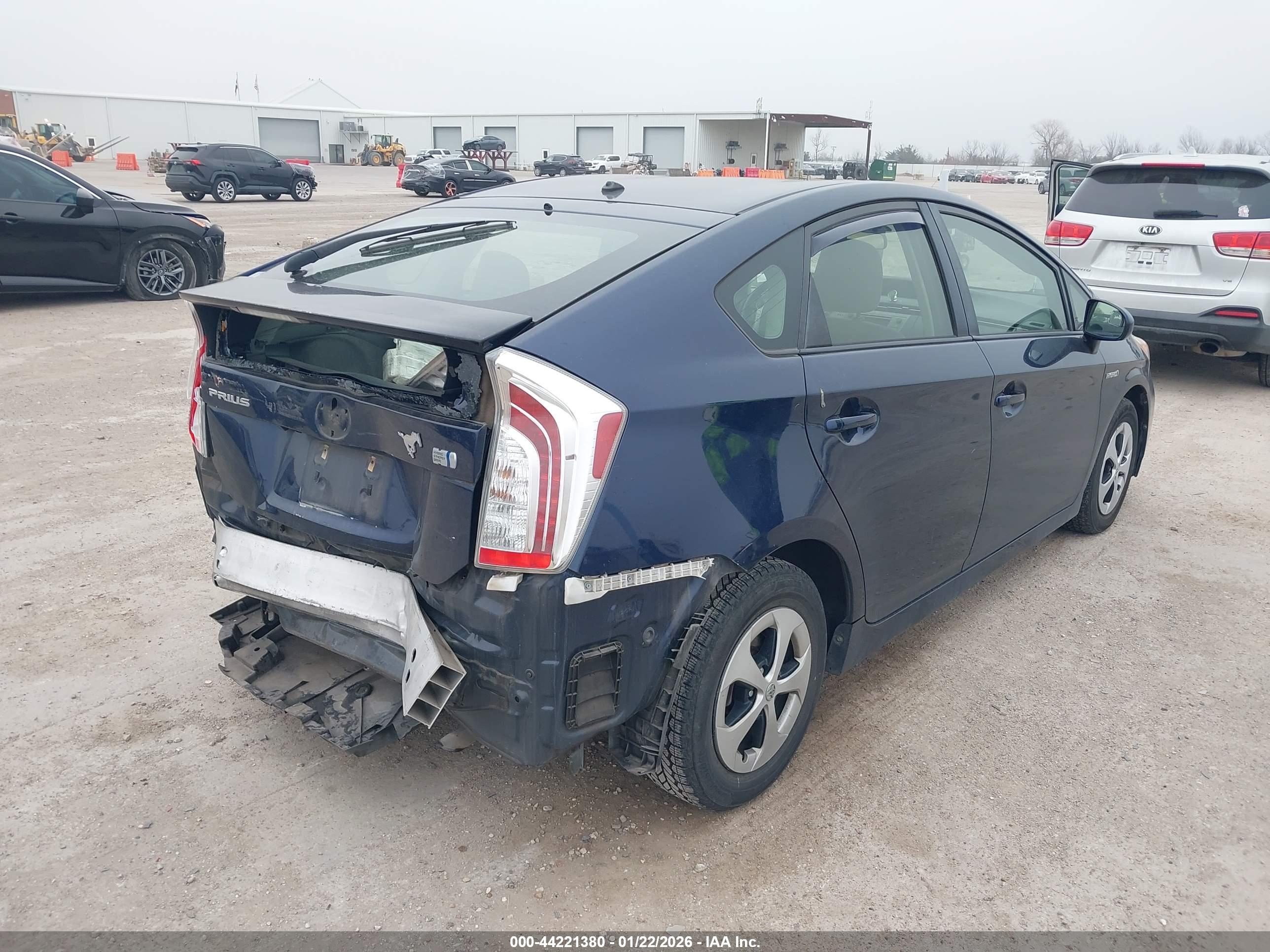 TOYOTA PRIUS image 4