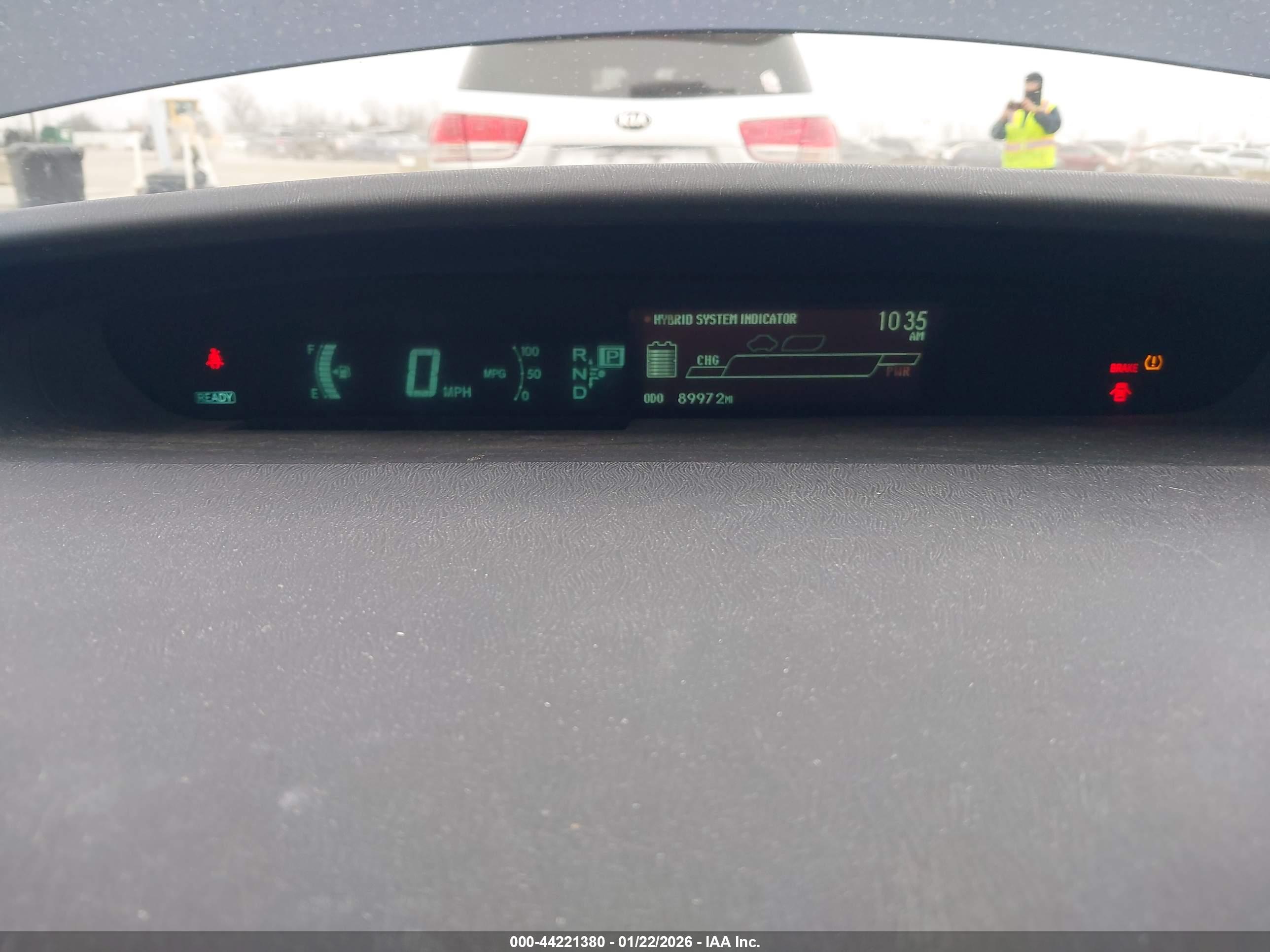 TOYOTA PRIUS image 7