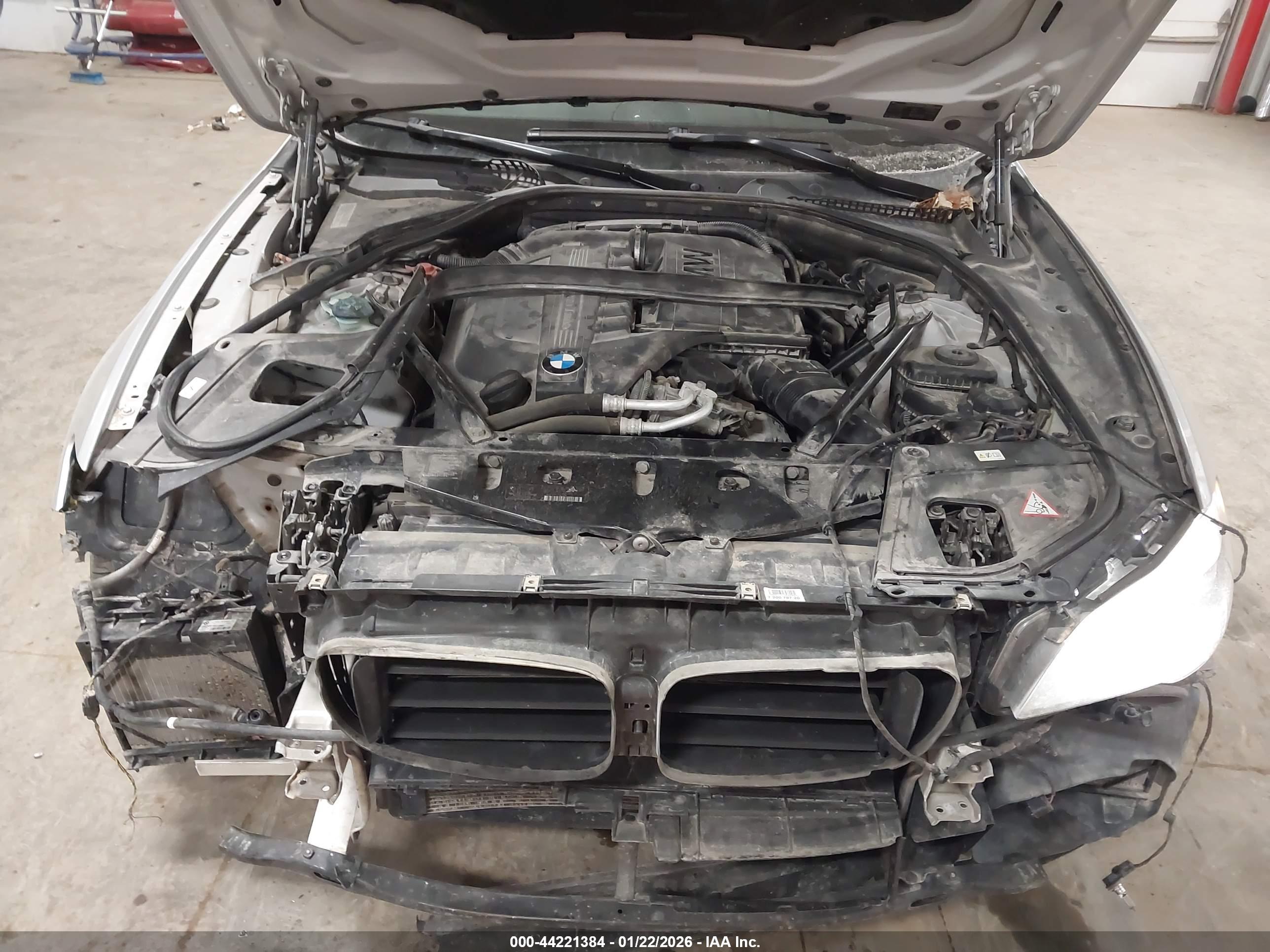 BMW 535I image 10