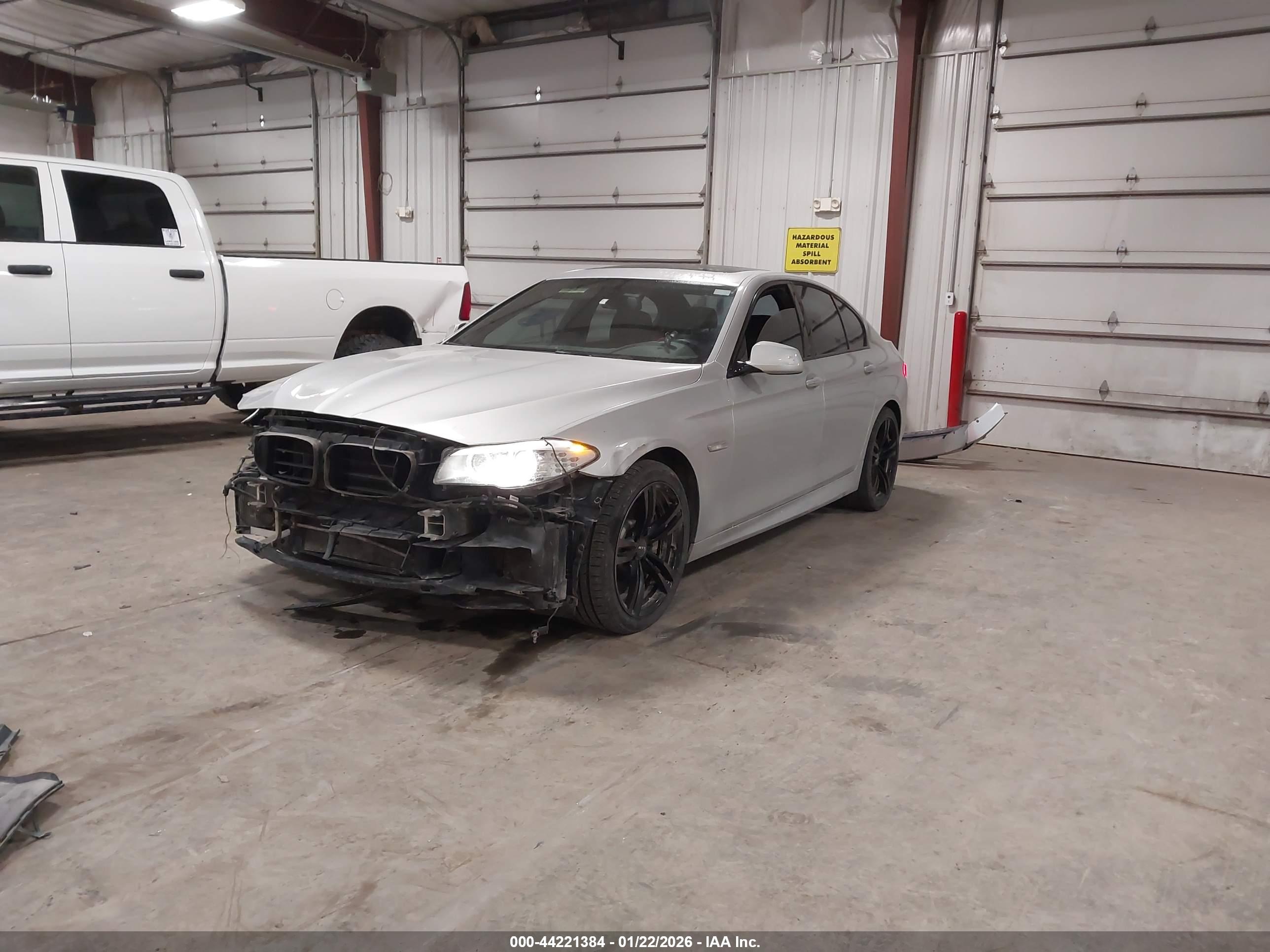 BMW 535I image 2