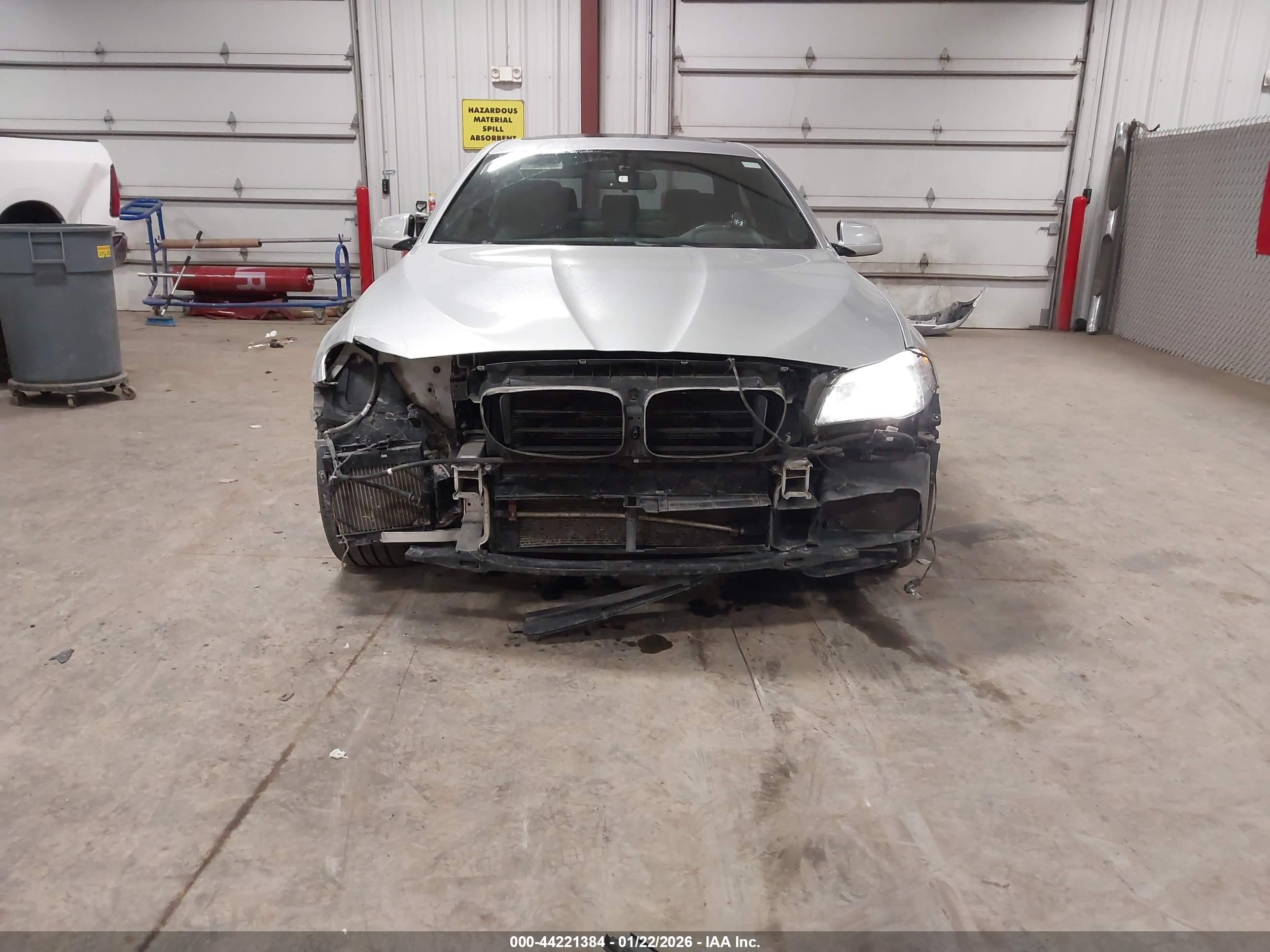 BMW 535I image 6