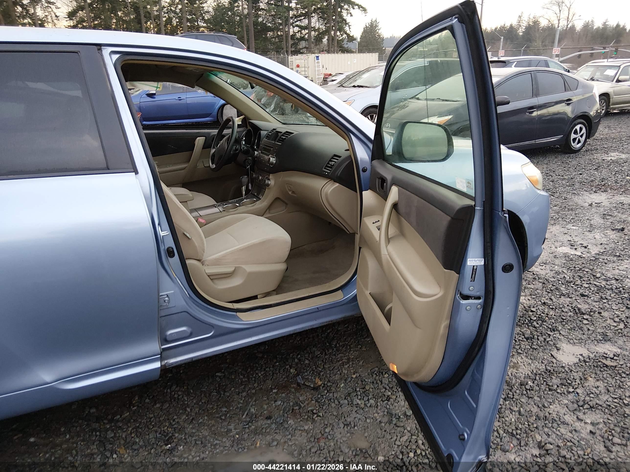 TOYOTA HIGHLANDER image 5