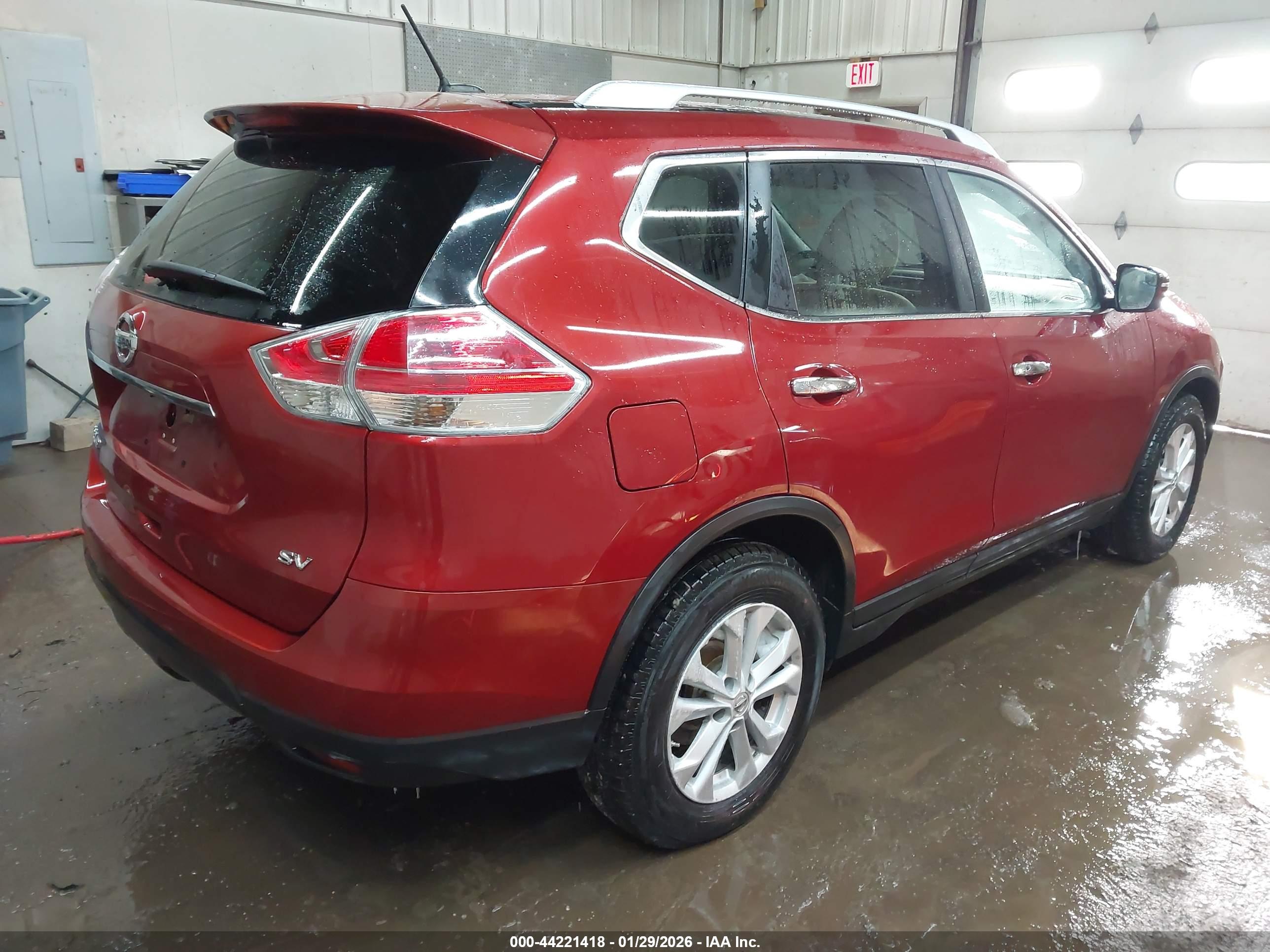 NISSAN ROGUE image 4