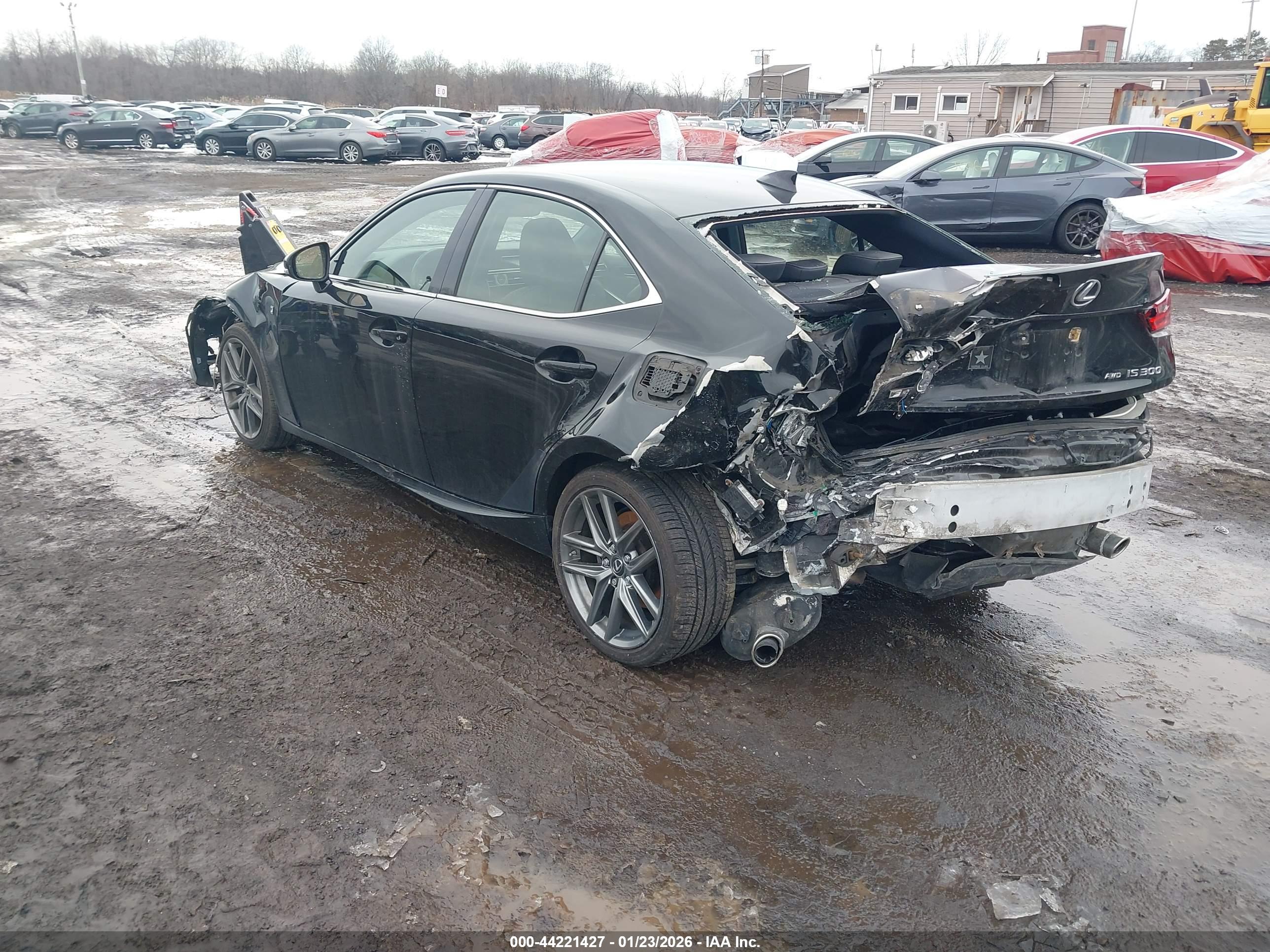 LEXUS IS image 3