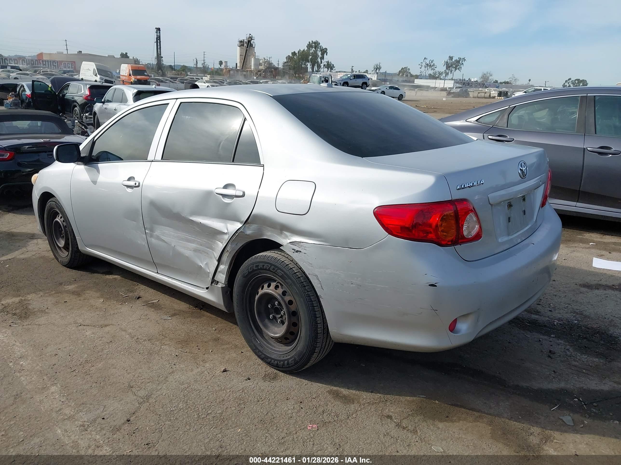 TOYOTA COROLLA image 3