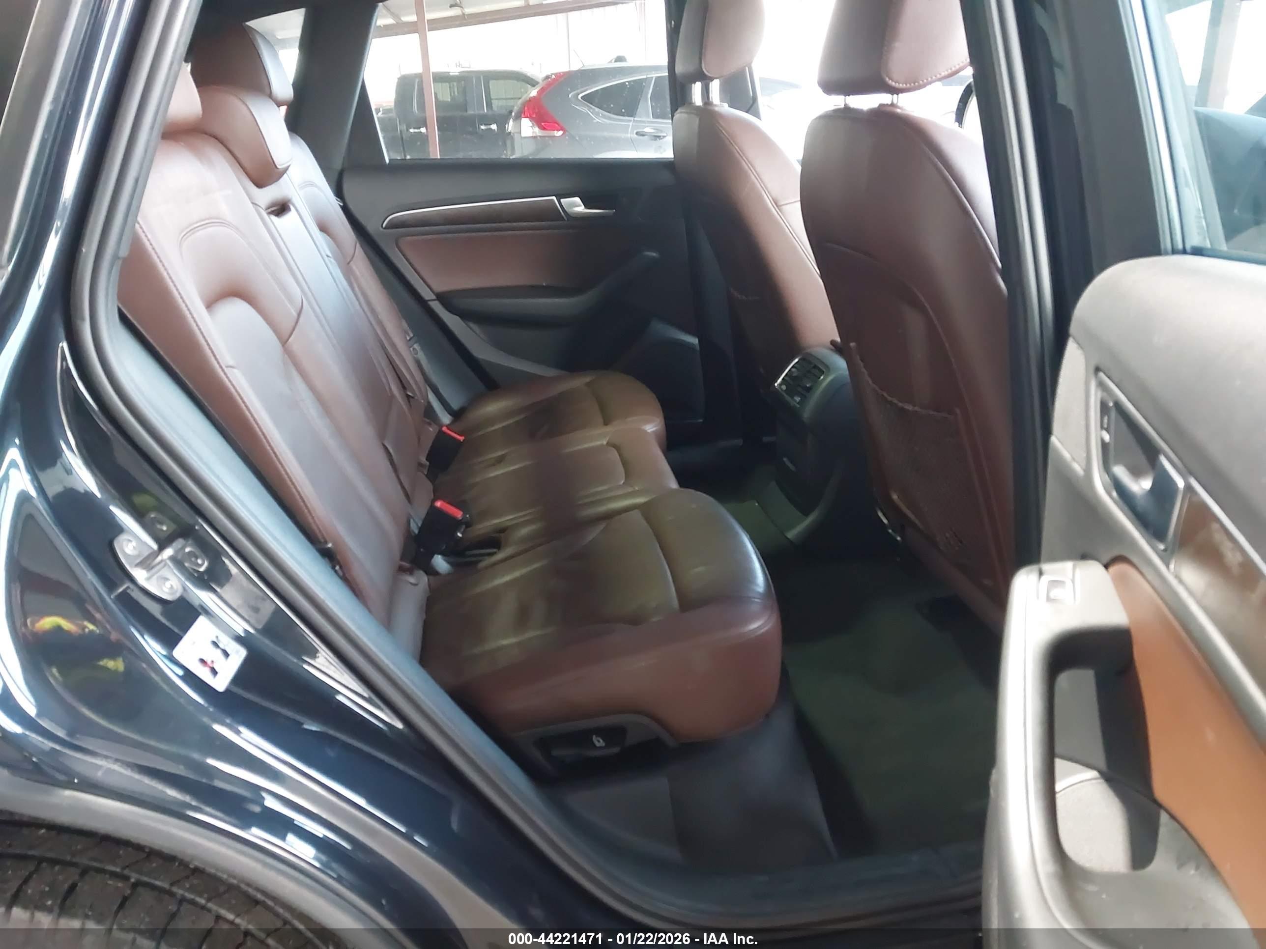 AUDI Q5 image 8