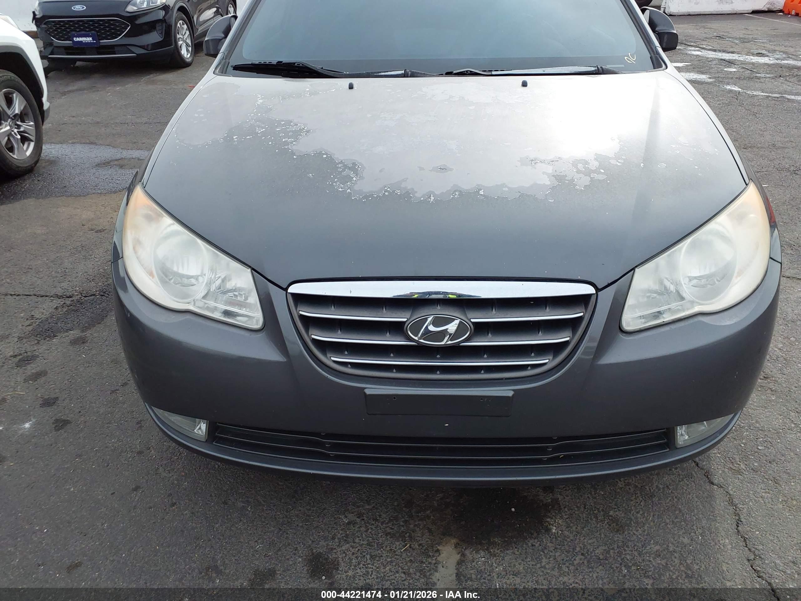 HYUNDAI ELANTRA image 6
