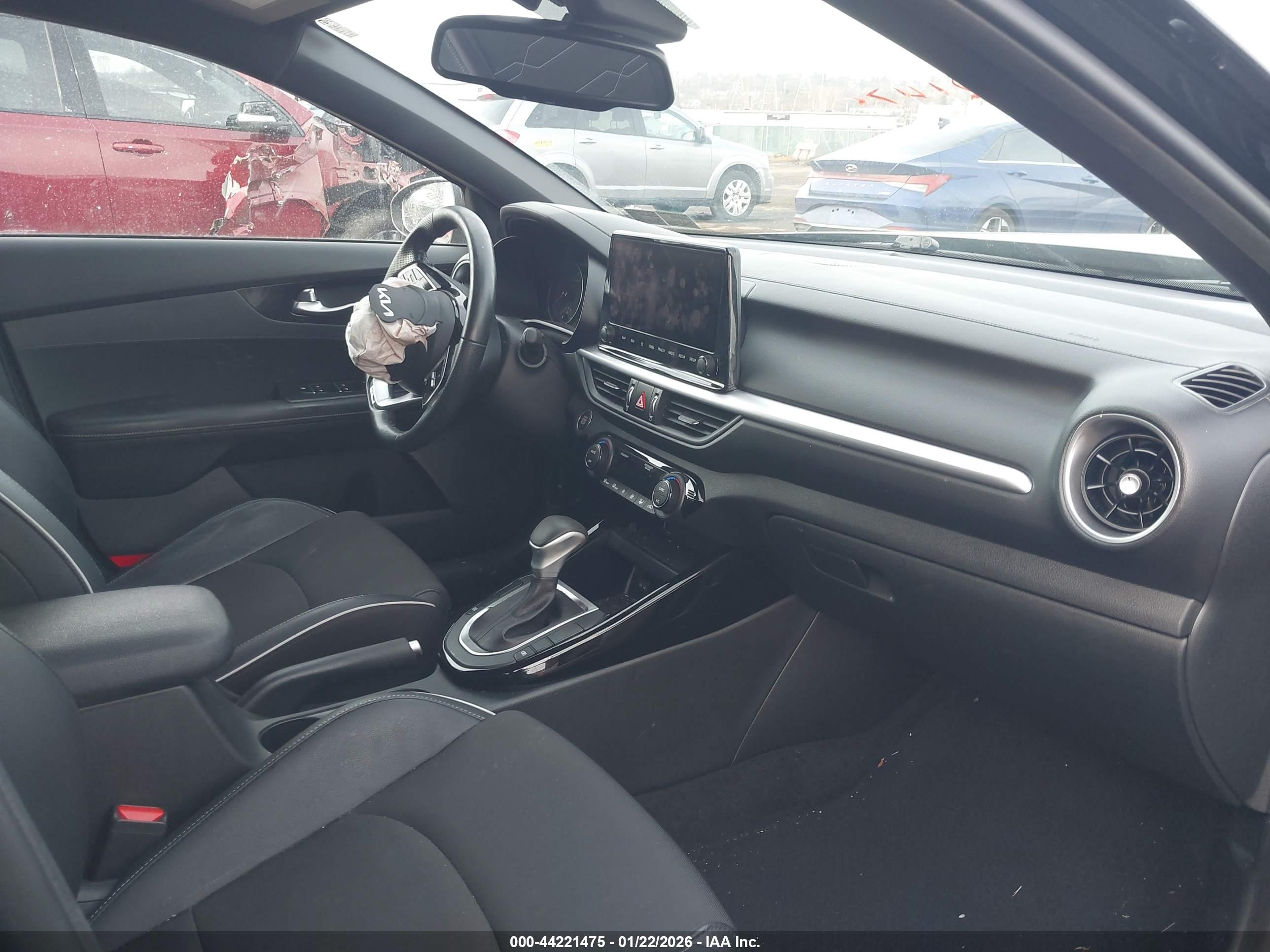 KIA FORTE image 5