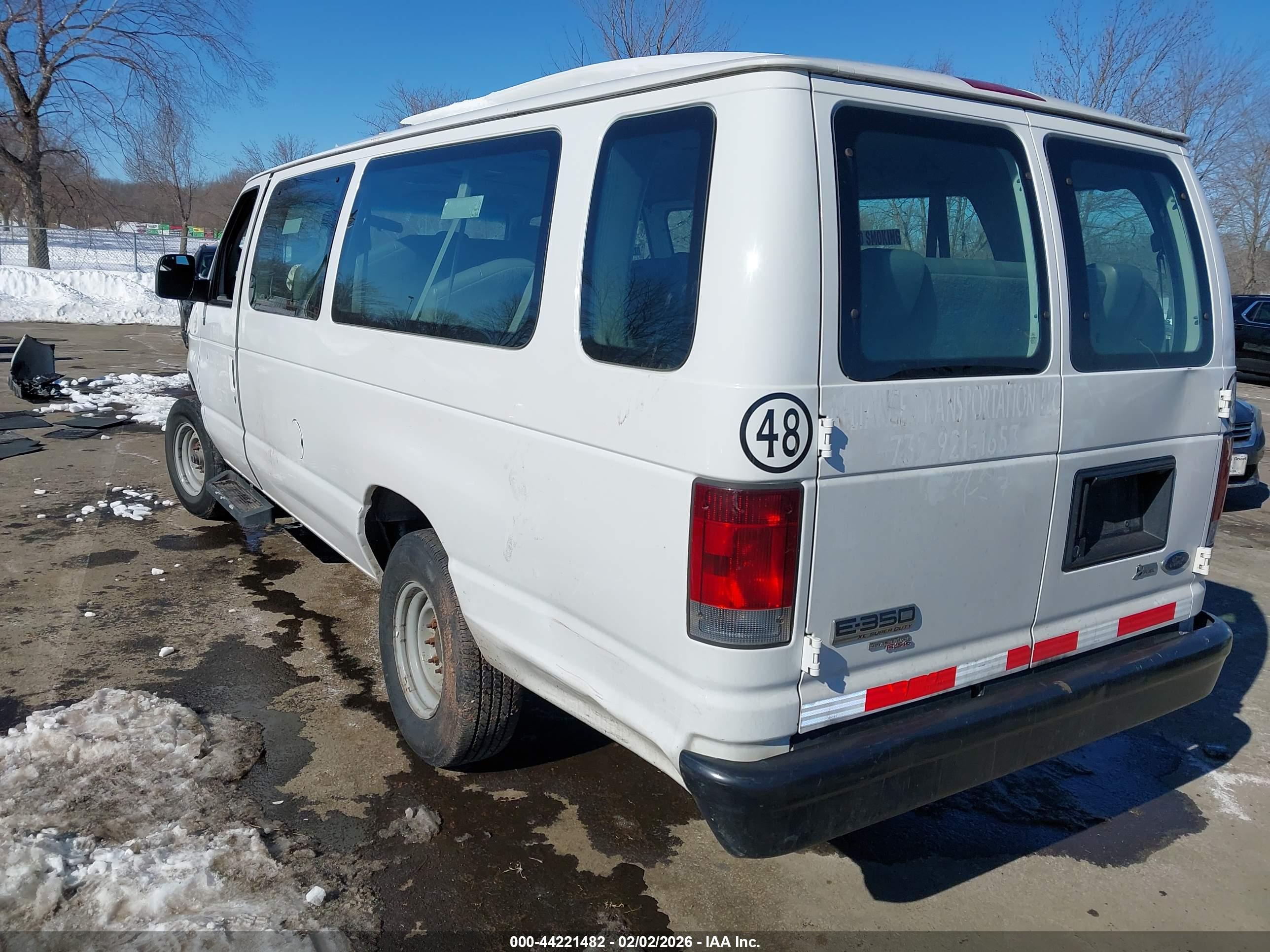 FORD E-350 image 3