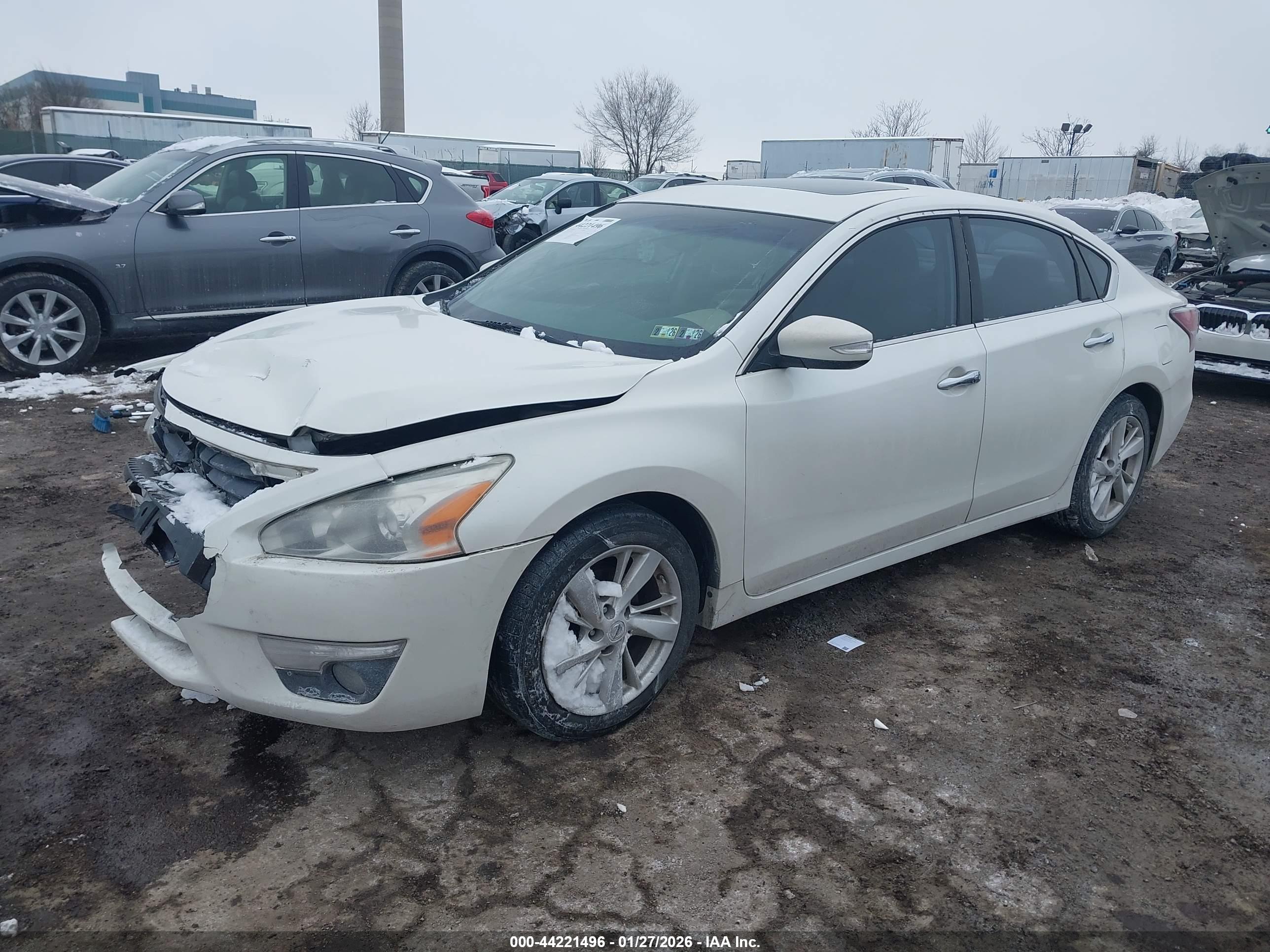 NISSAN ALTIMA image 2