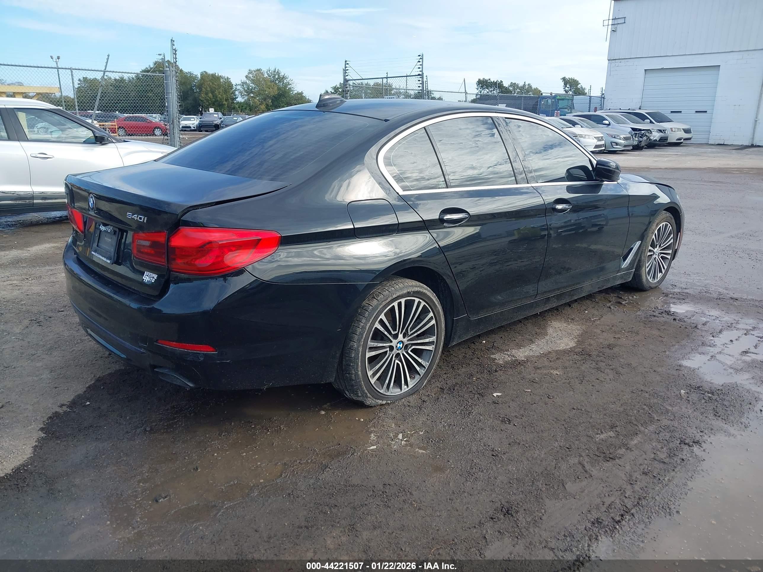 BMW 540I image 4