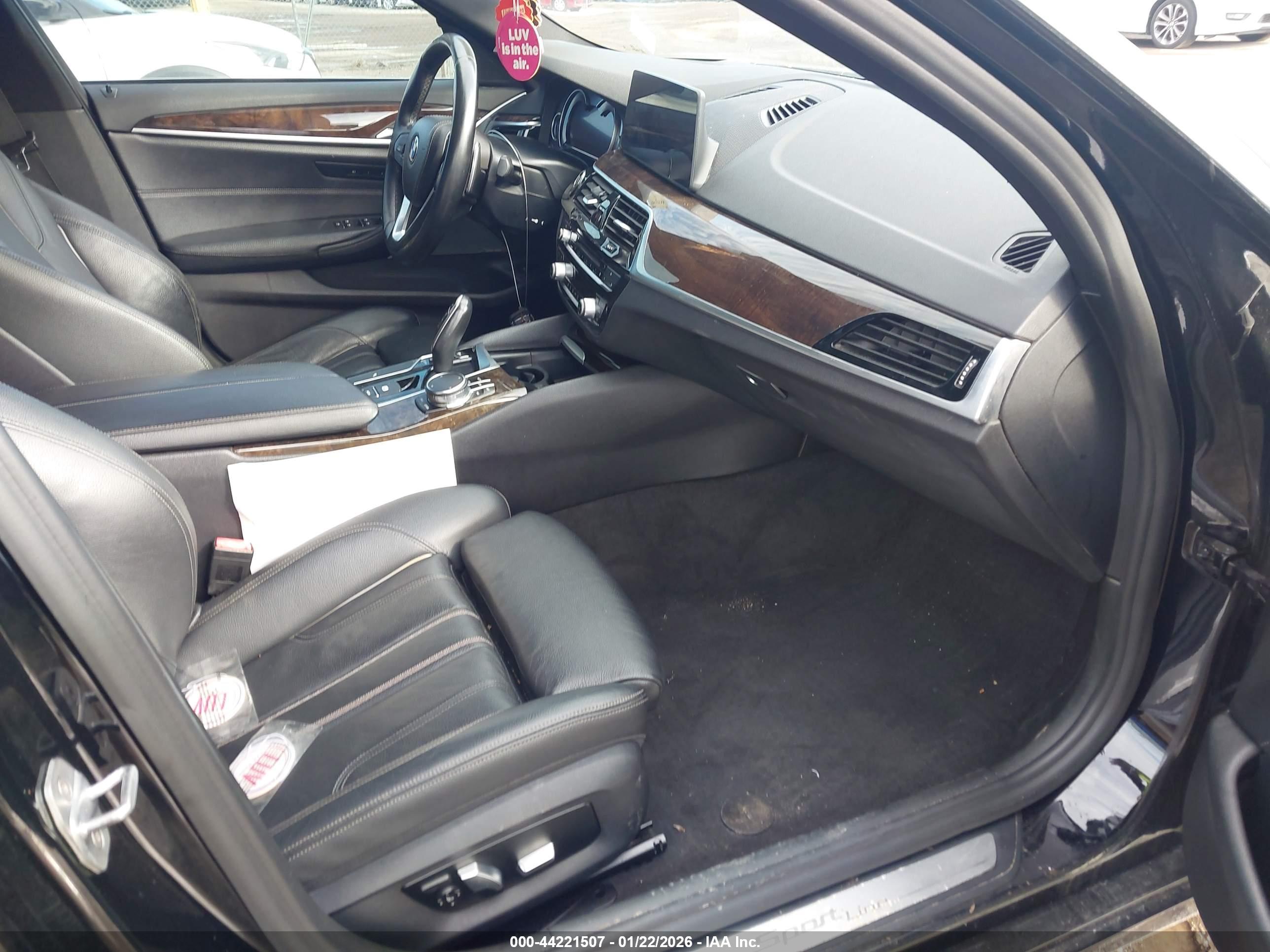 BMW 540I image 5