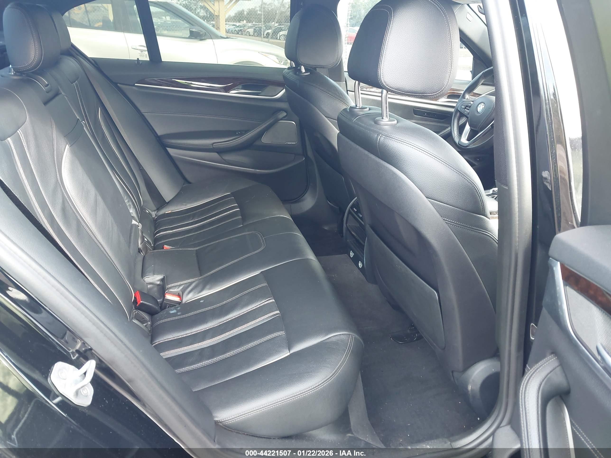 BMW 540I image 8