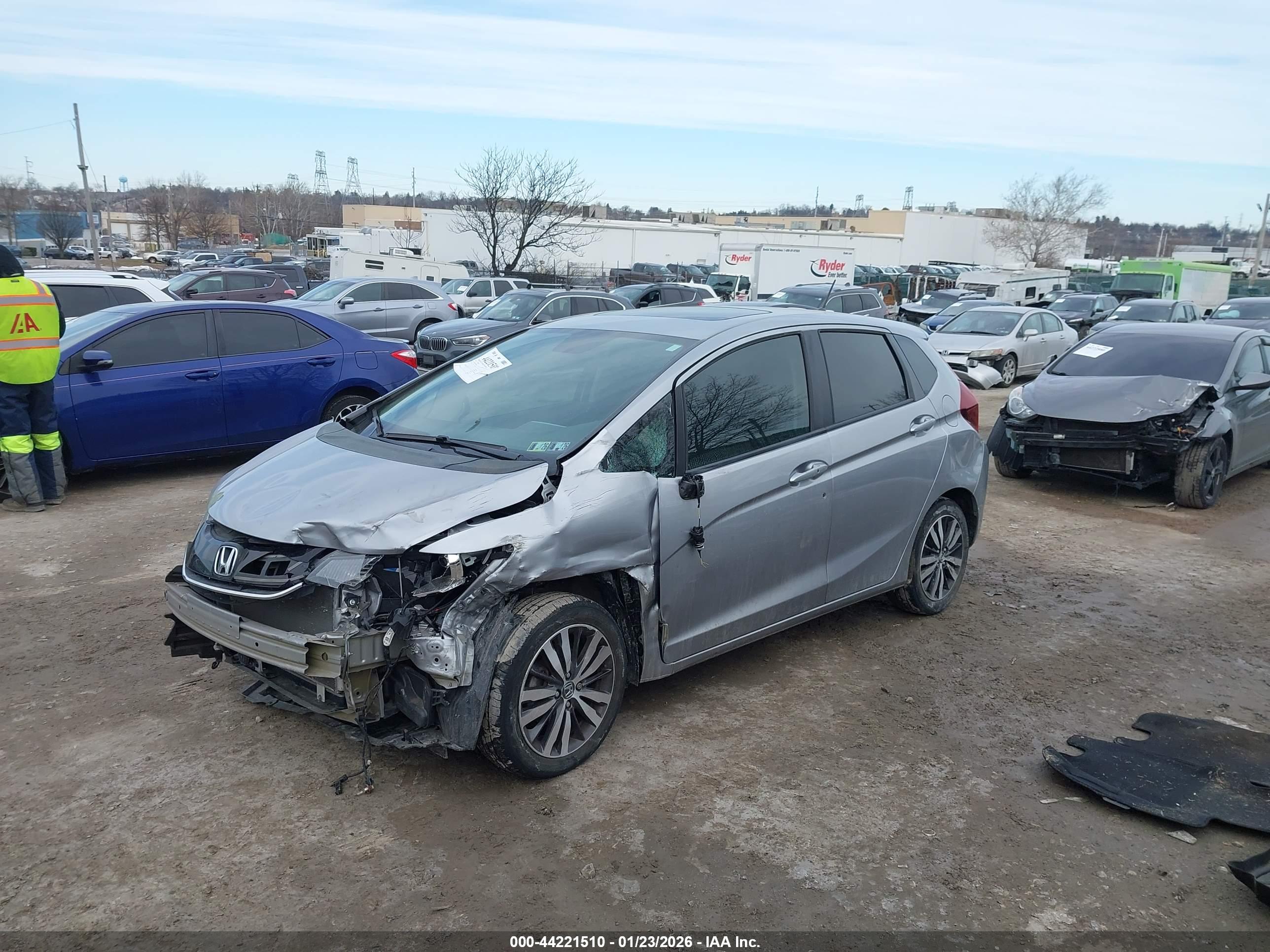 HONDA FIT image 2
