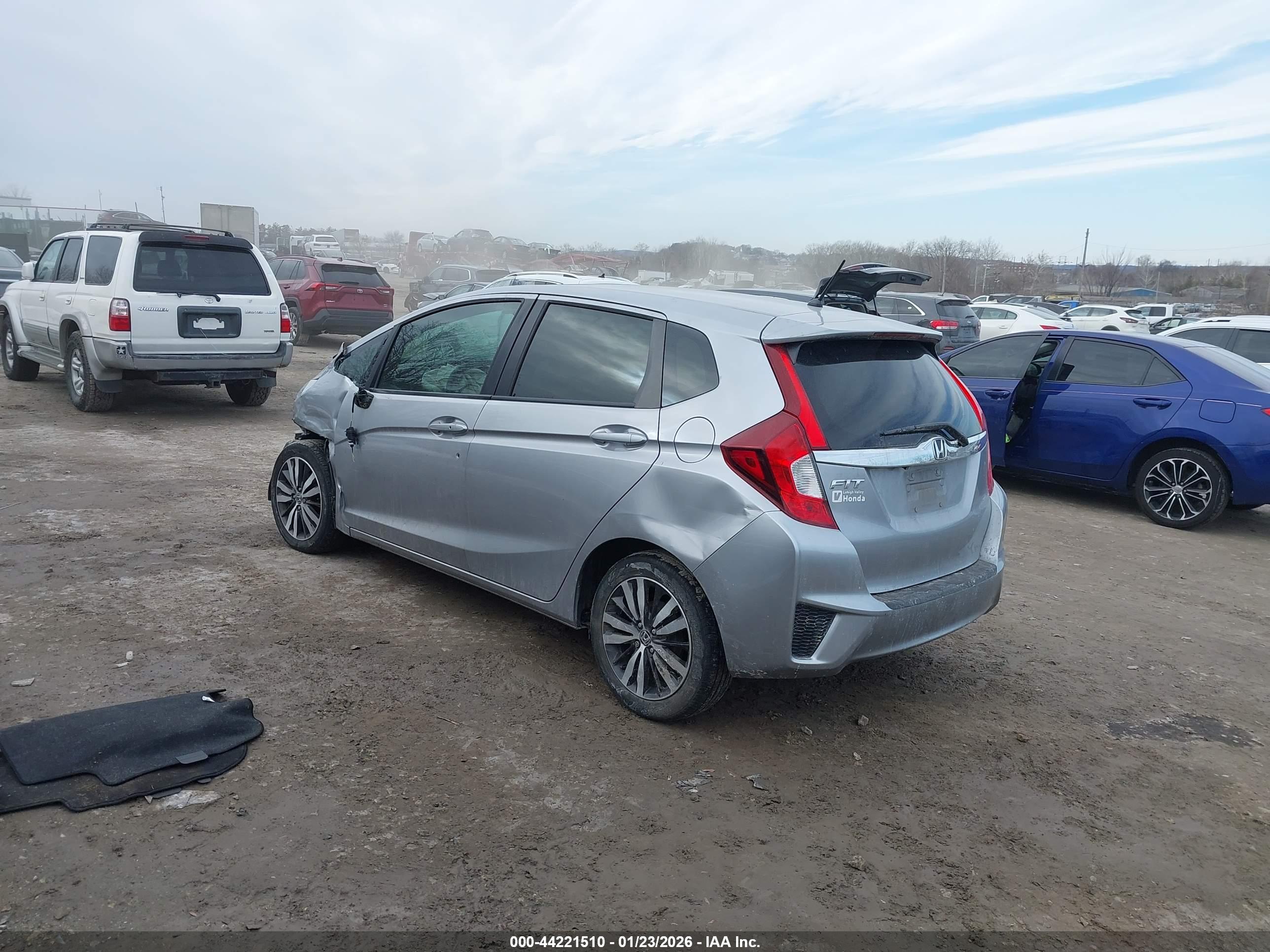 HONDA FIT image 3