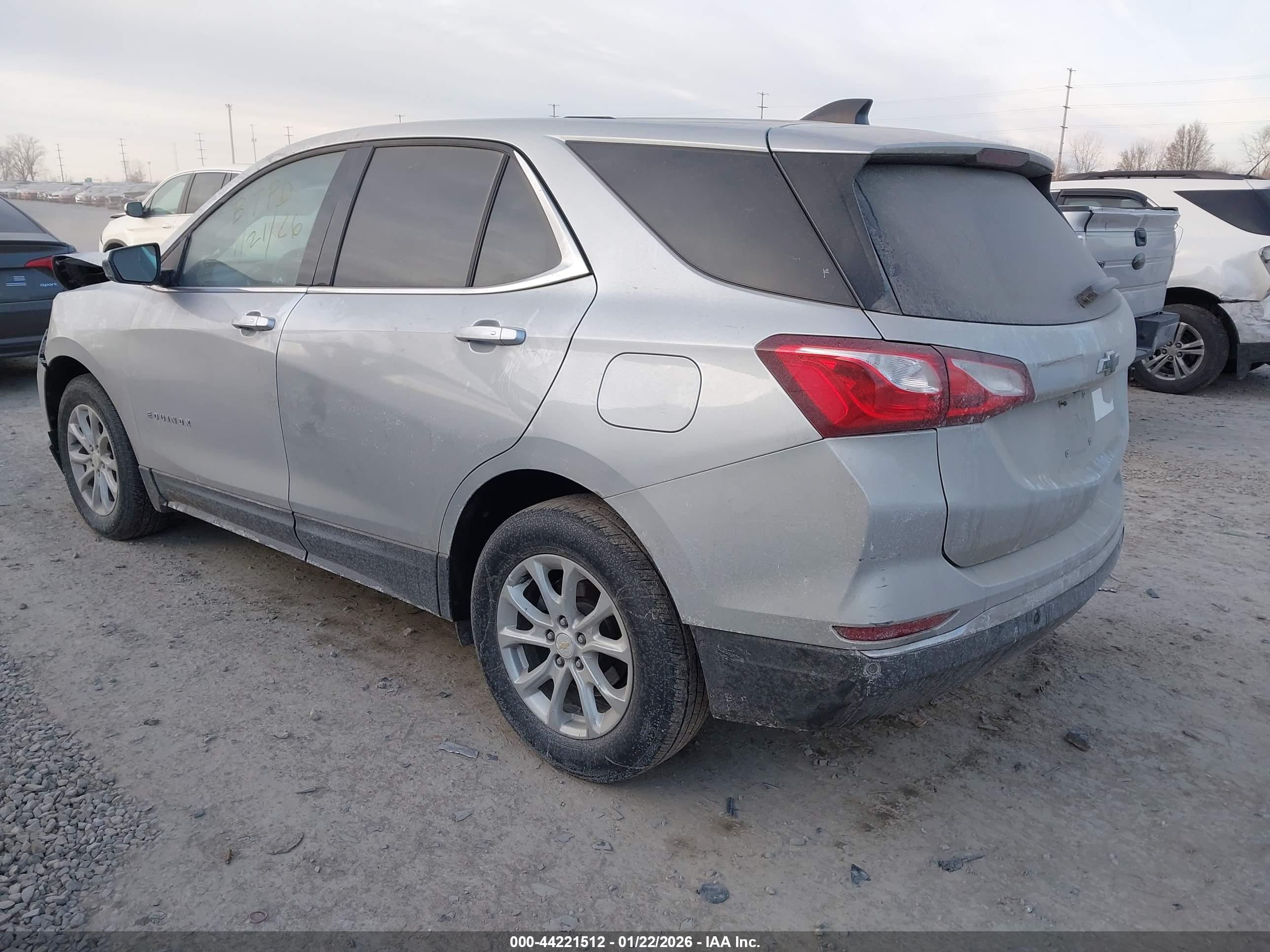 CHEVROLET EQUINOX image 3